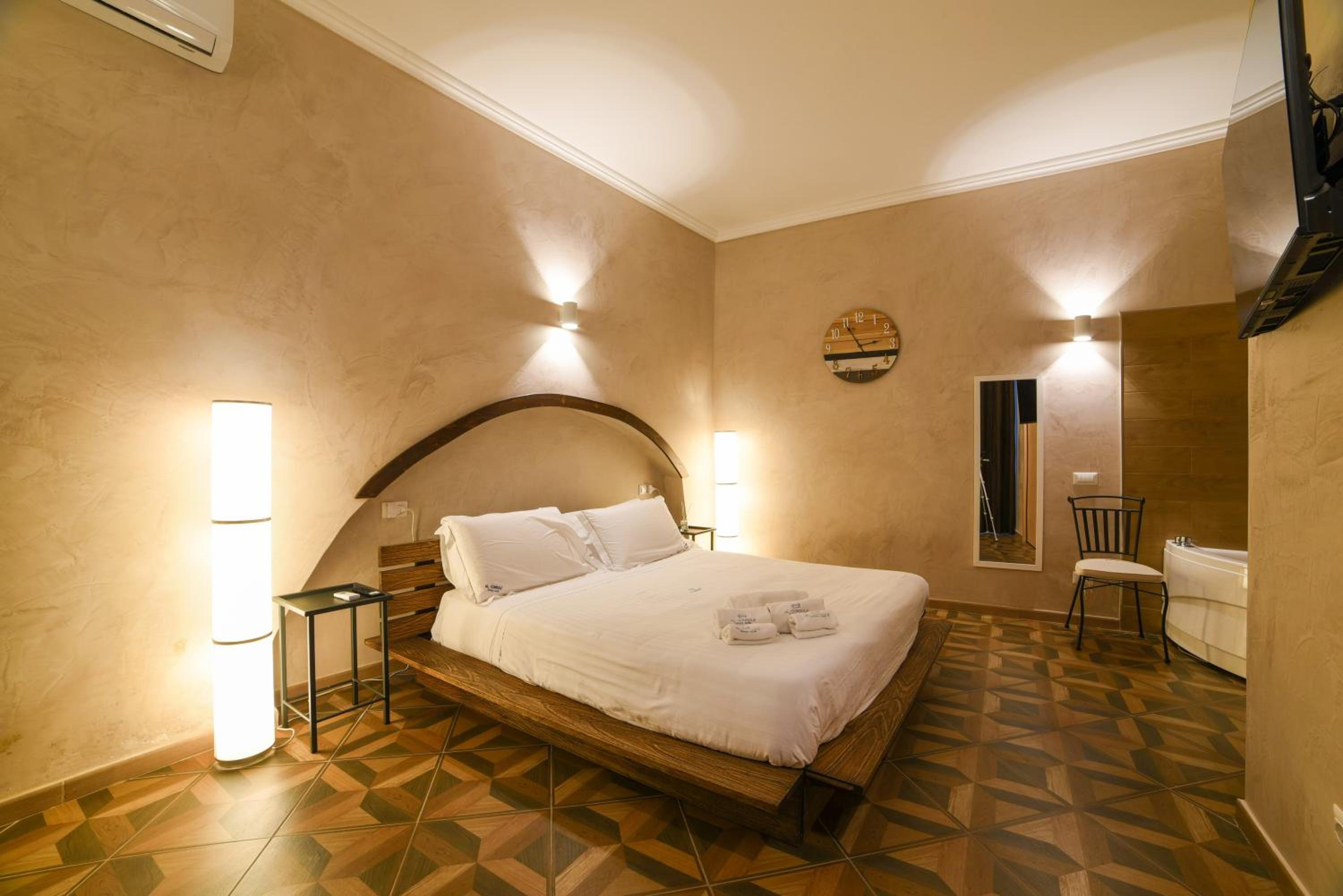King Room With Spa Bath photo 3