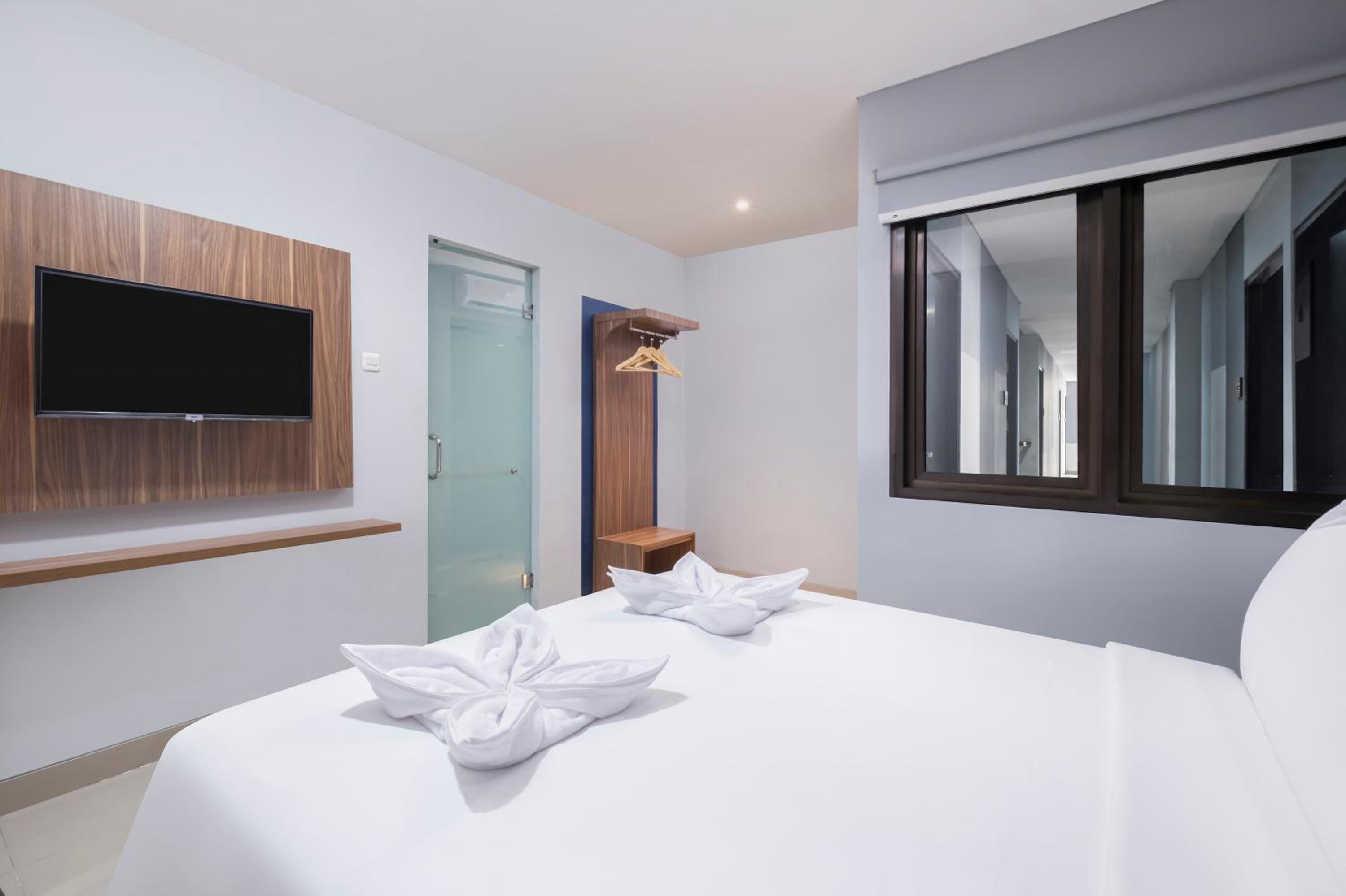 Deluxe Double Room - Photo 5