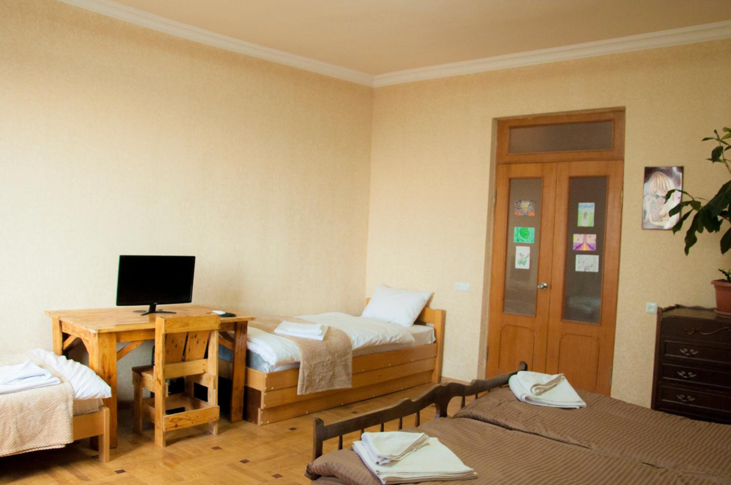 Family Room photo 3