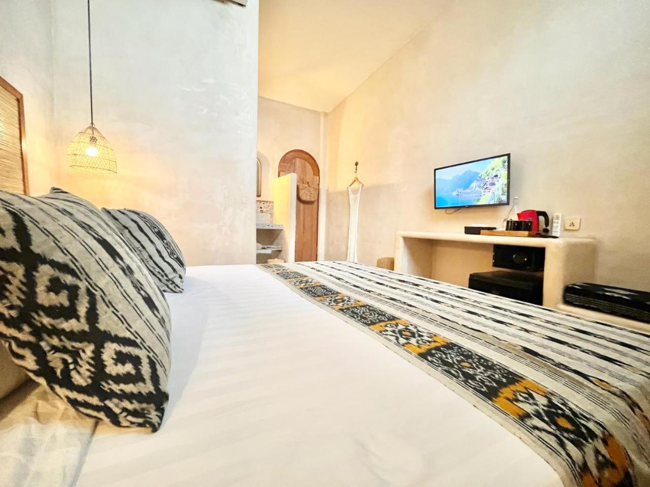 Double or Twin Room photo 2