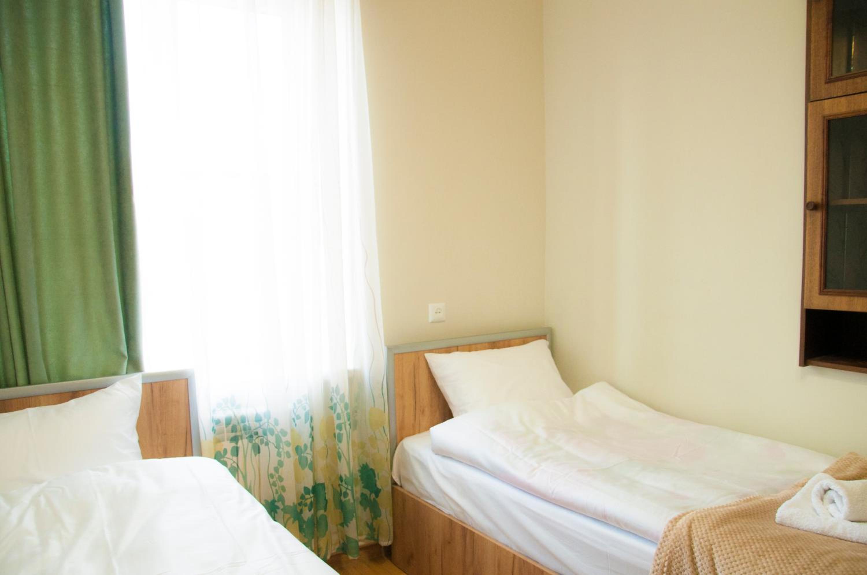 Standard Twin Room photo 3