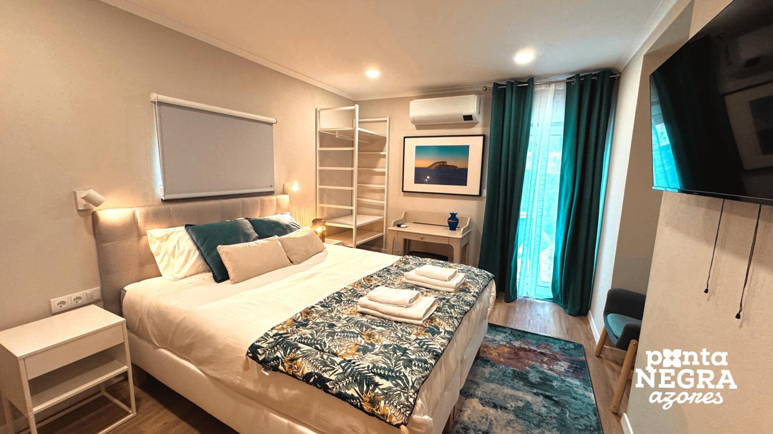 Deluxe Suite photo 1