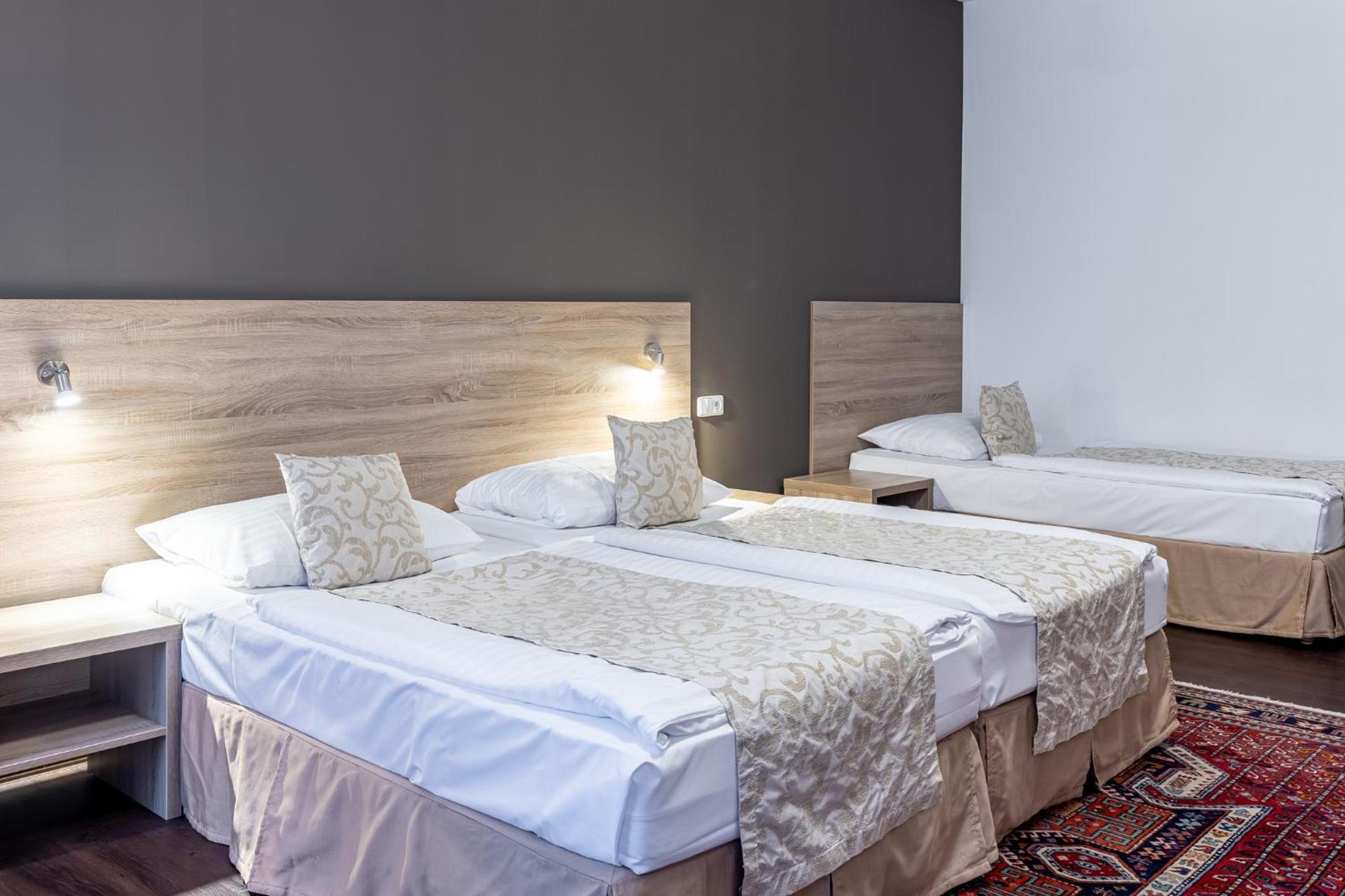 Triple Room - Photo 15