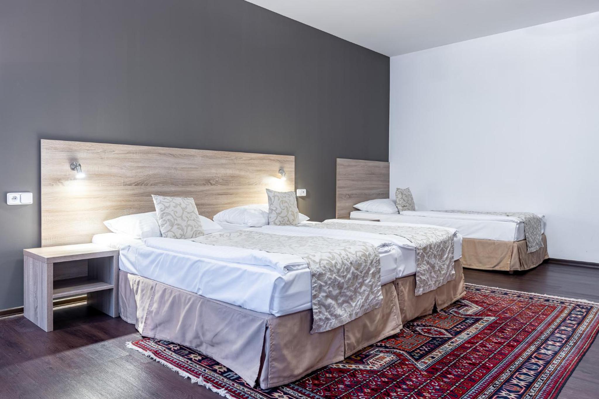 Triple Room - Photo 20