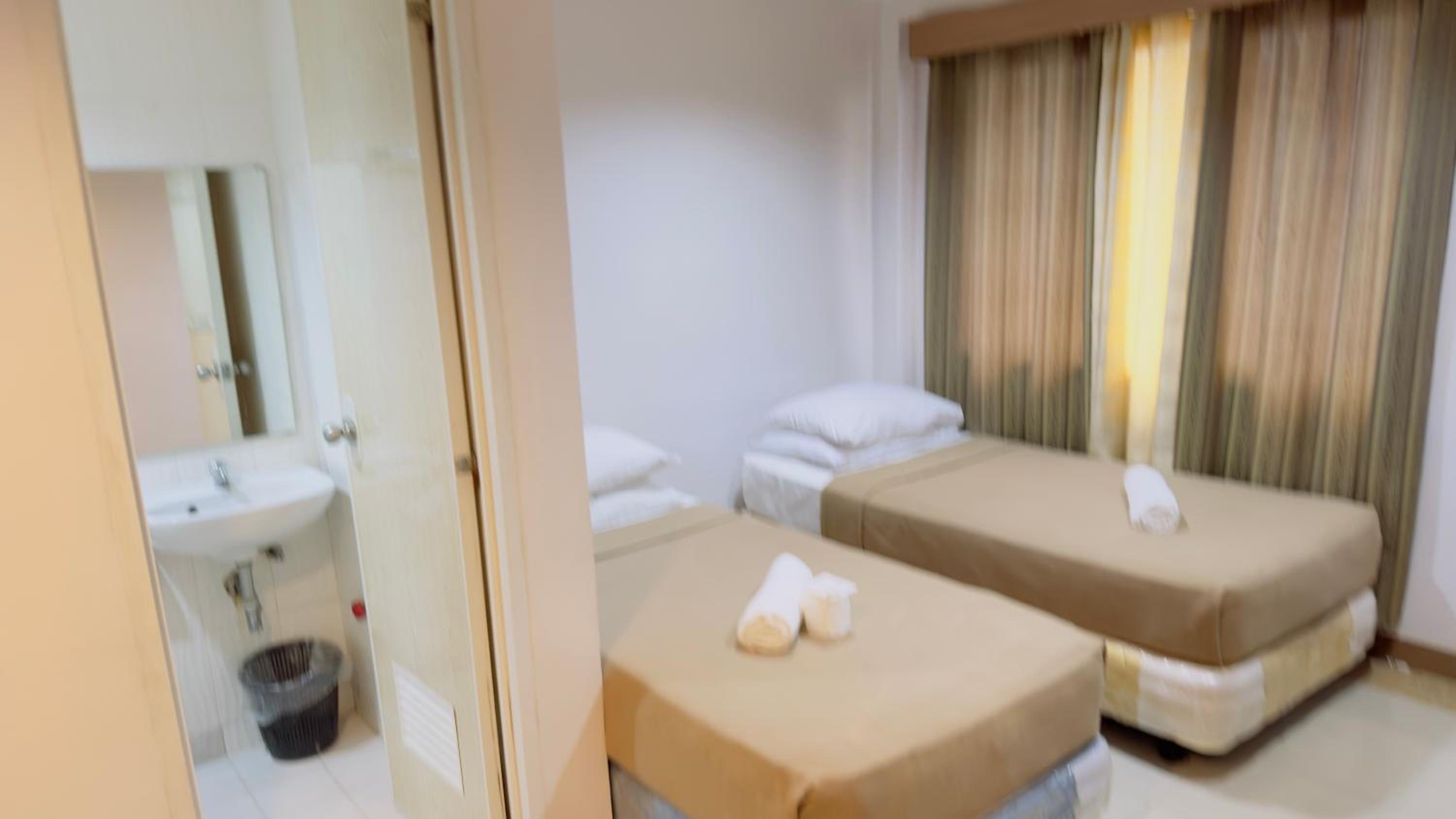 Large Twin Room photo 3