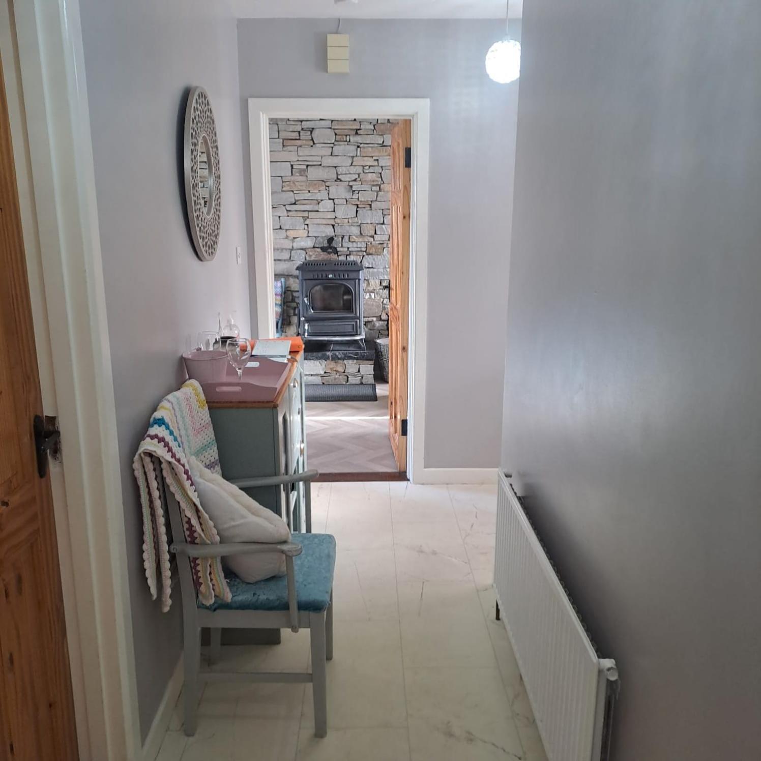 Cottage - Photo 1