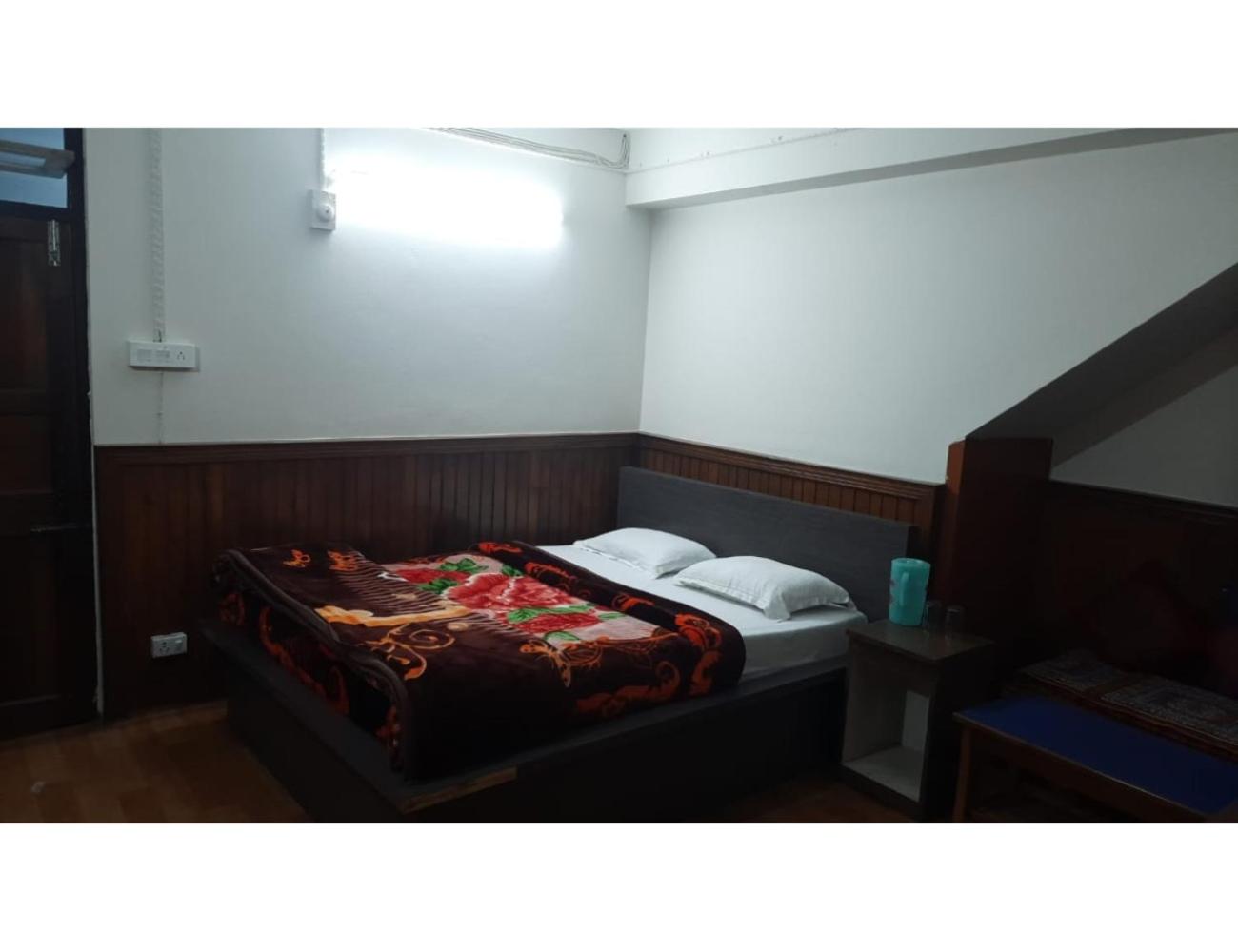 Standard Double Room photo 2
