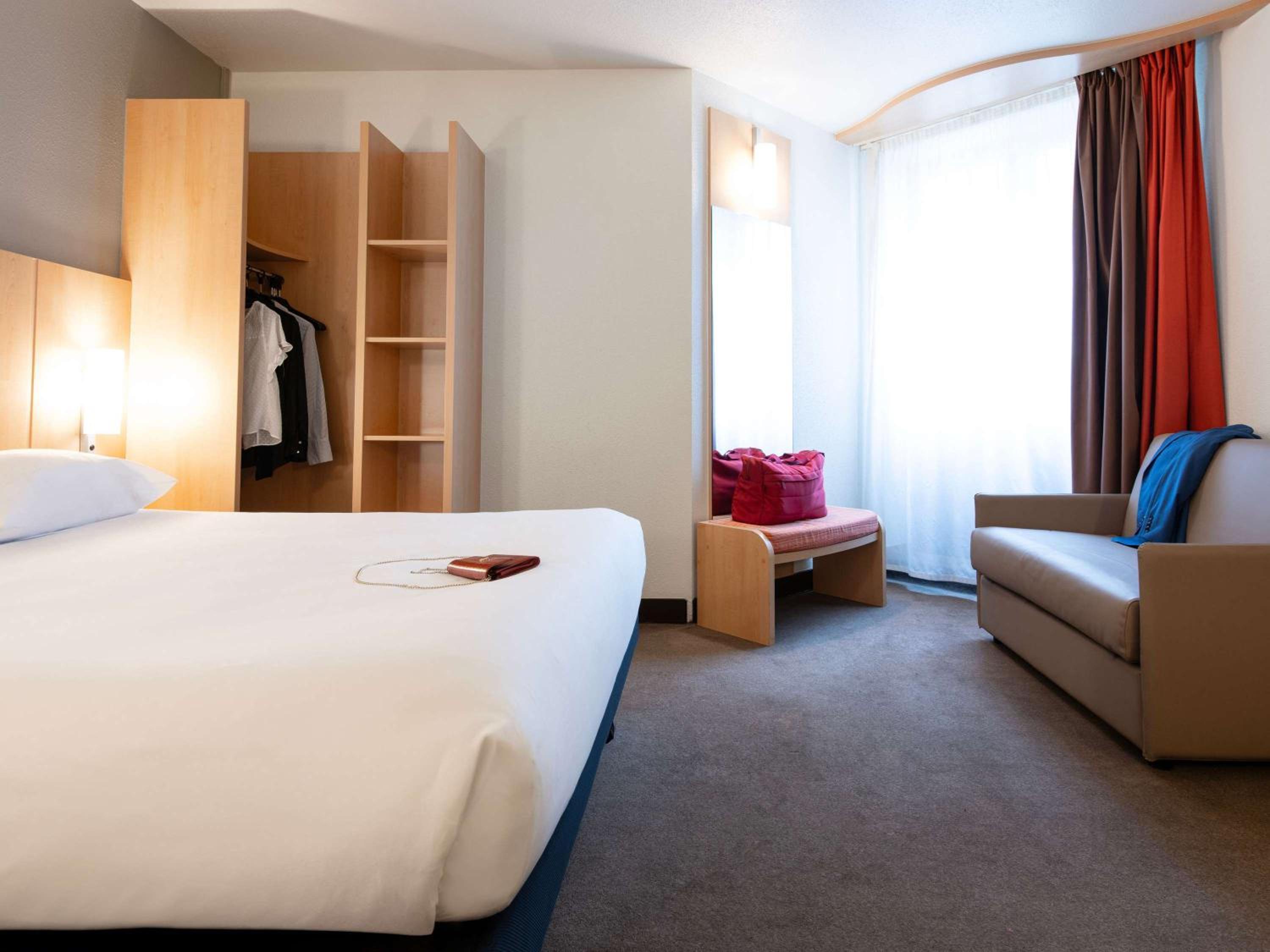 Standard Twin Room photo 3