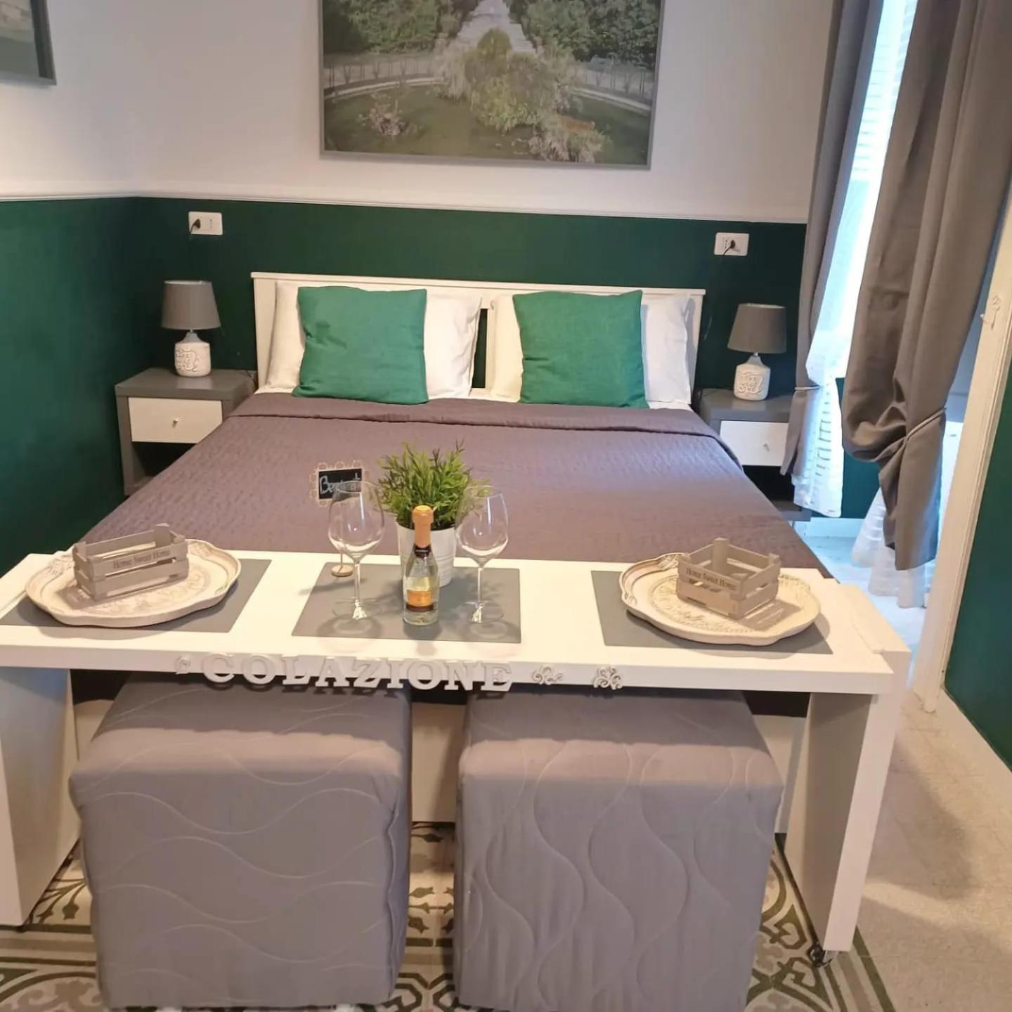 Large Double or Twin Room