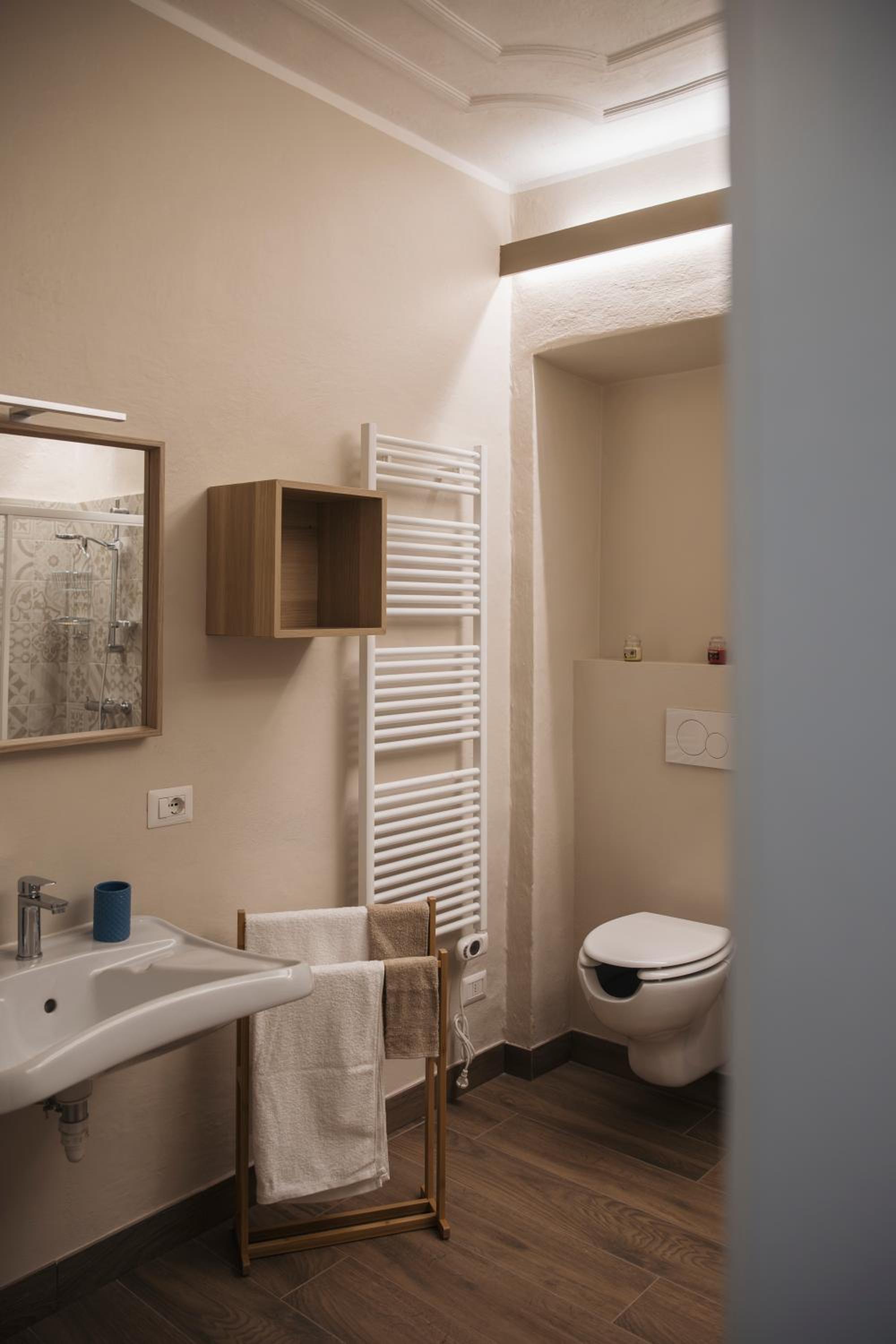 Triple Room With Private Bathroom photo 3