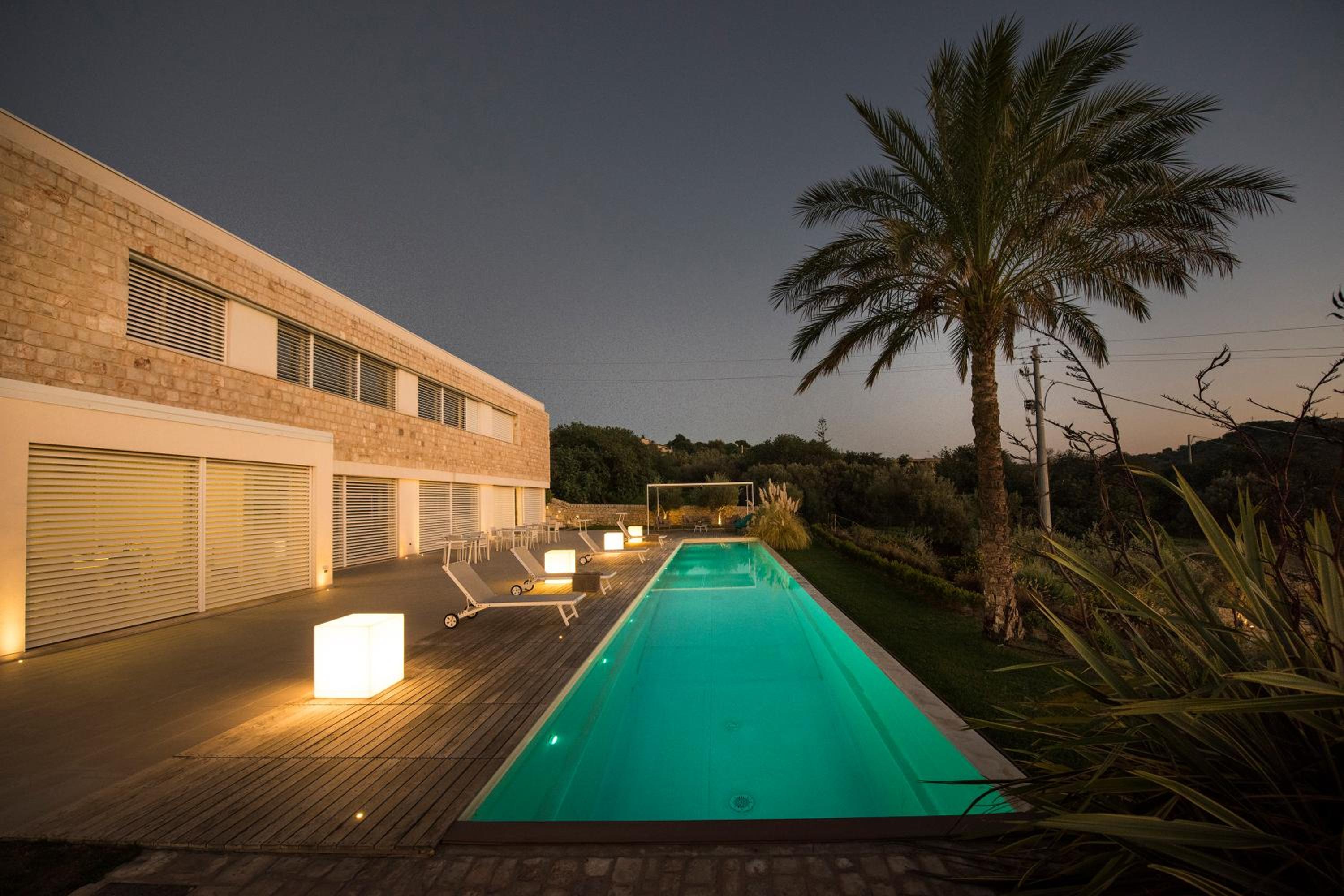 Villa photo 3