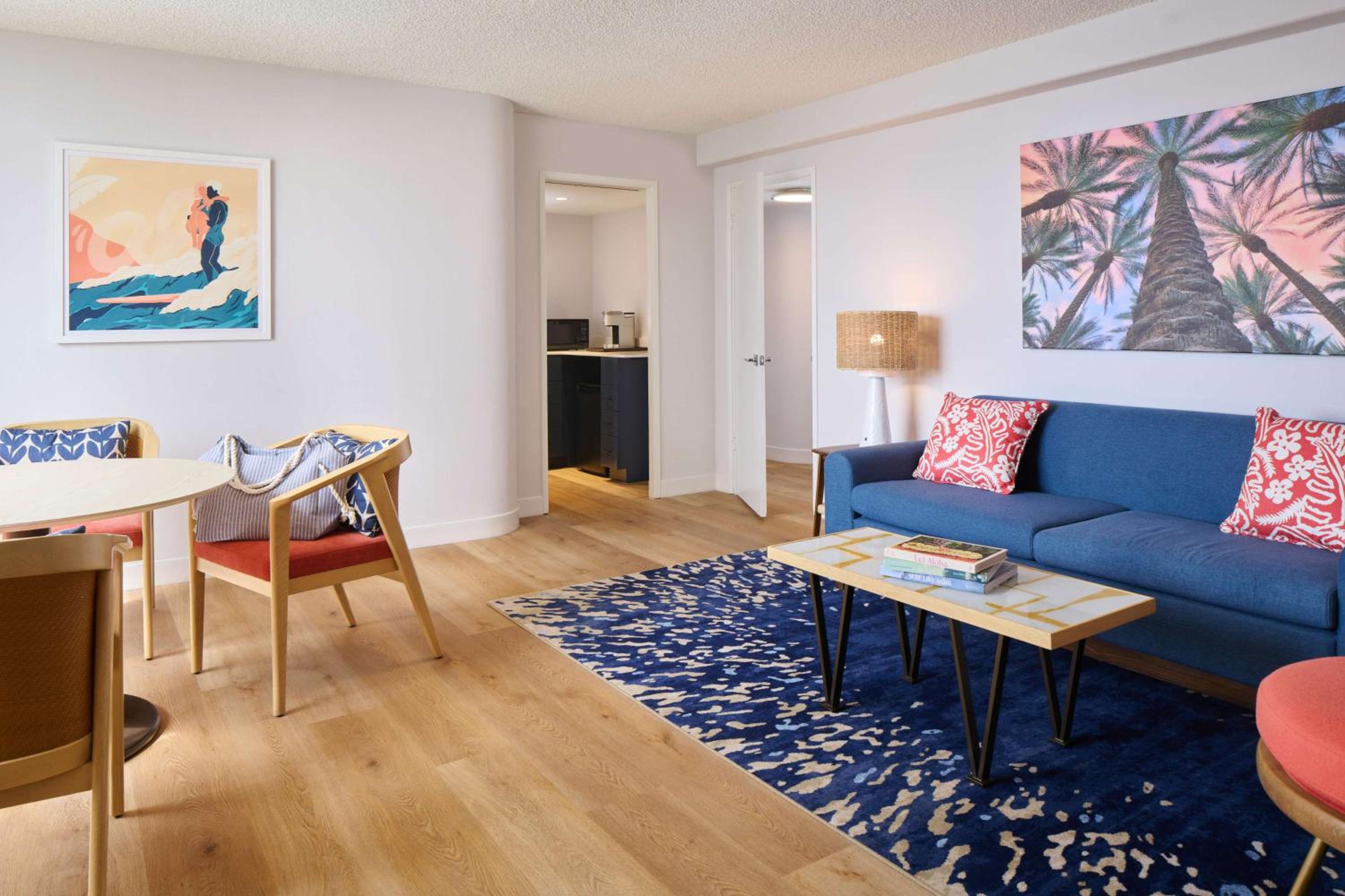 1 Bedroom Suite Partial Ocean View  - Photo 3