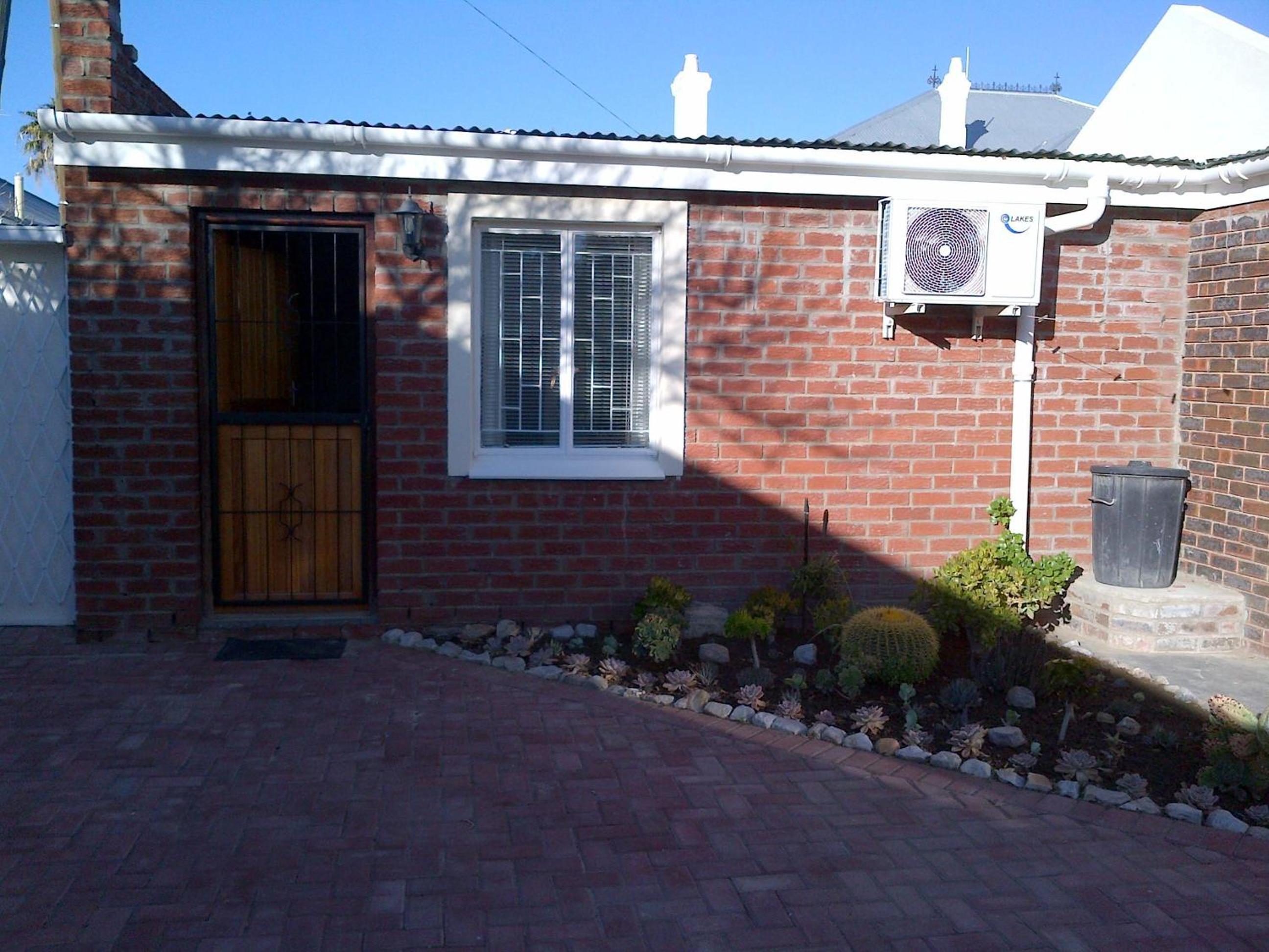 Family Room - Photo 9