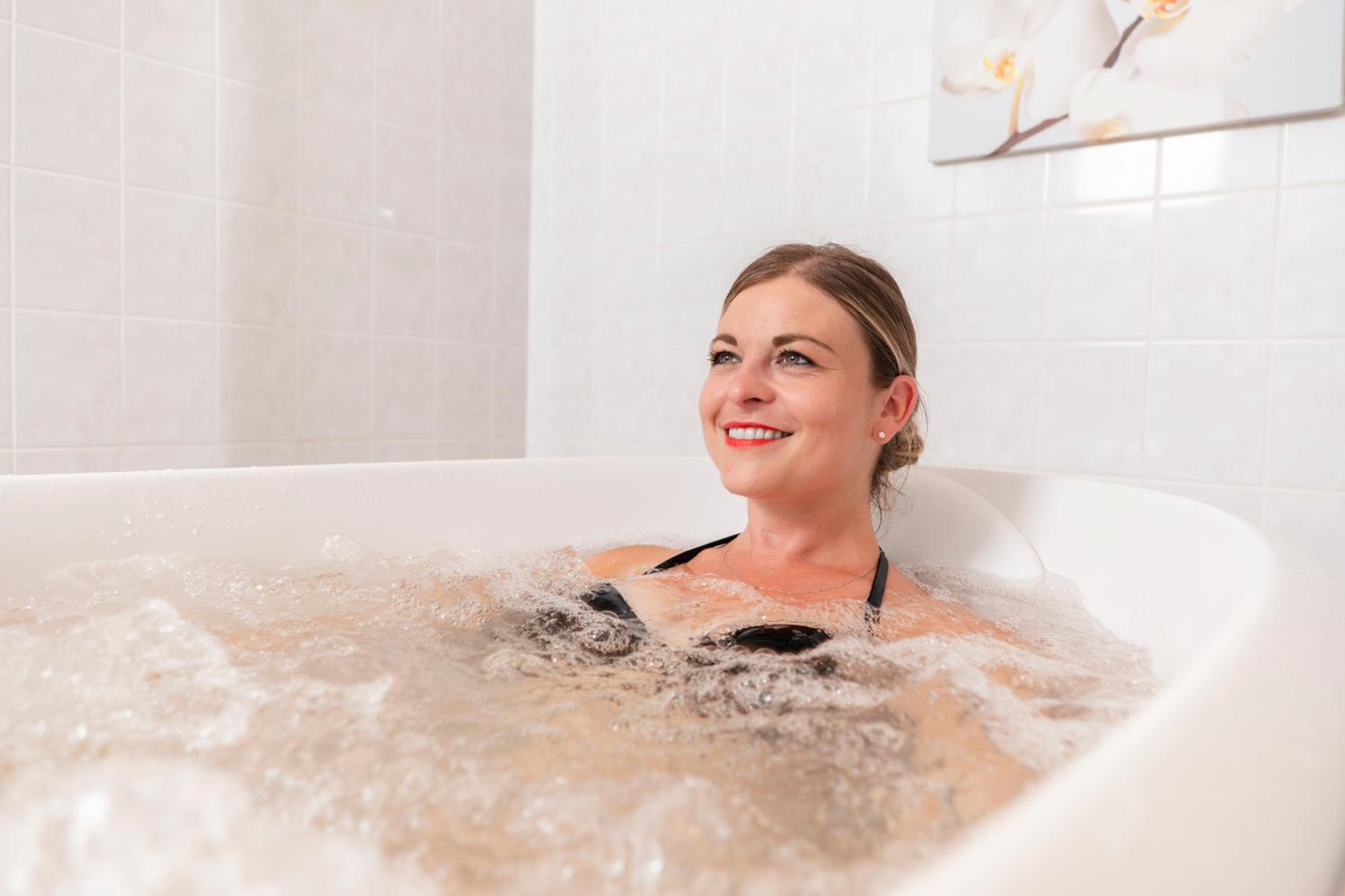 Special Offer - Comfort Plus Double or Twin Room with Relaxation Week Package - Photo 1