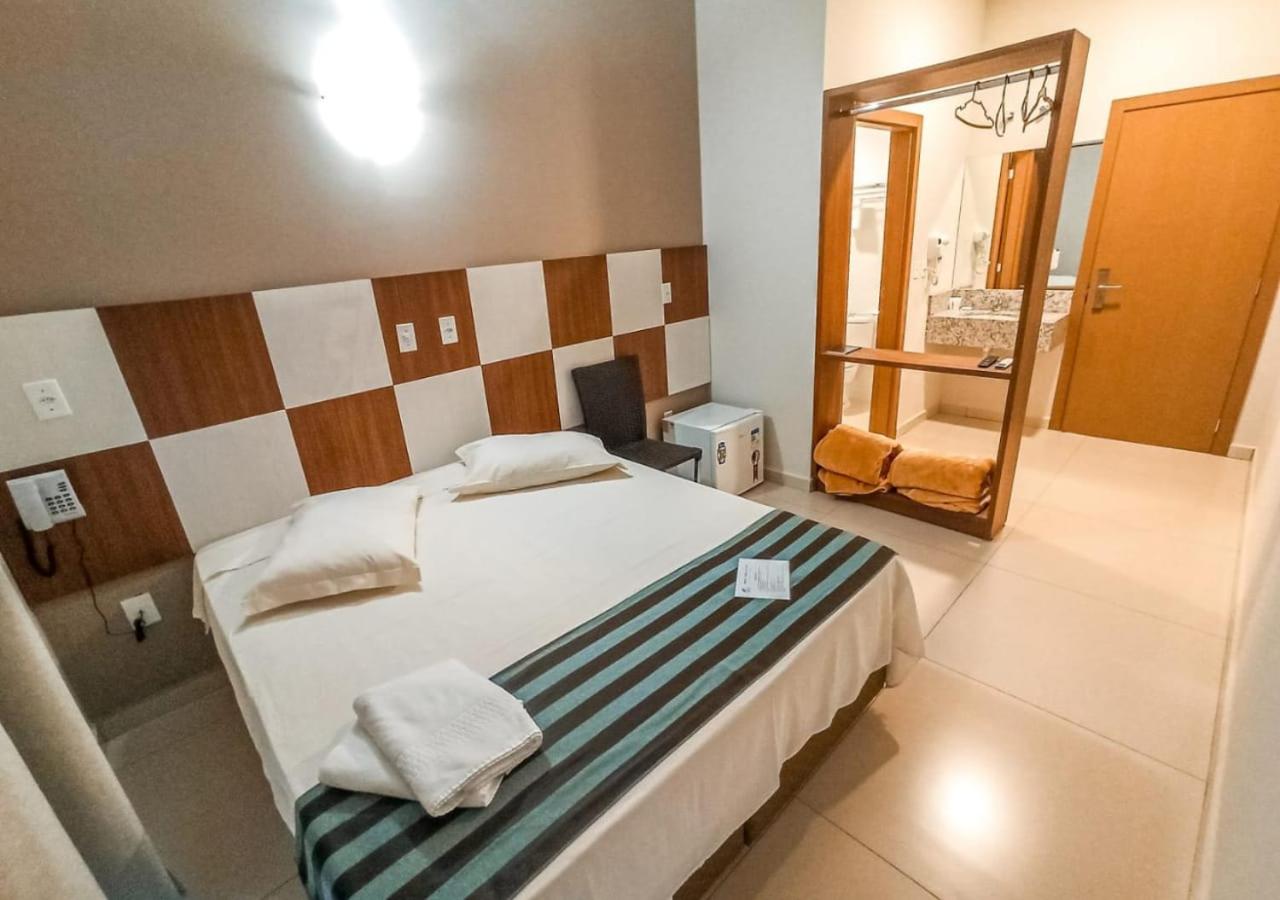 Double Room - Photo 4