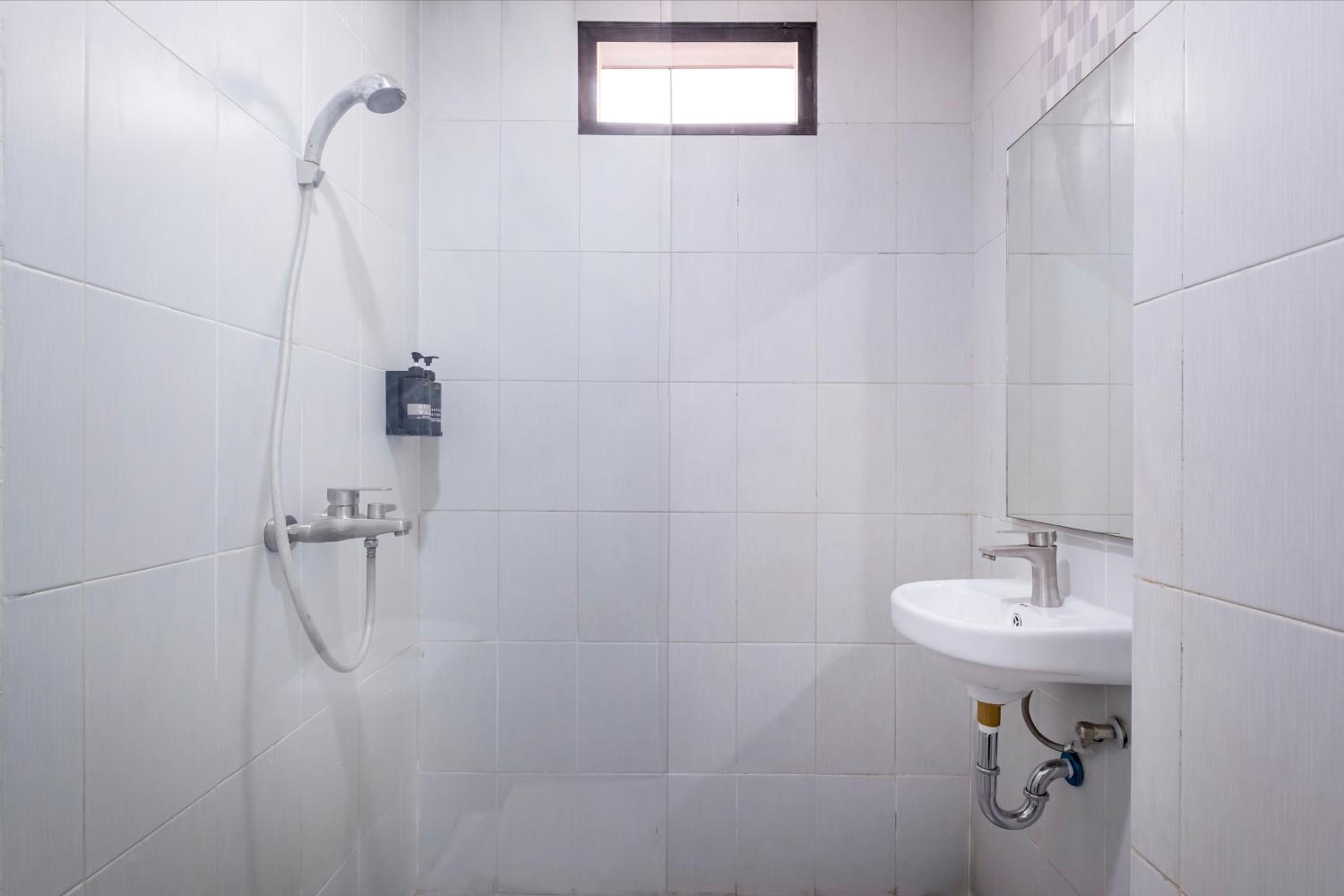 Superior Twin Room - Photo 2