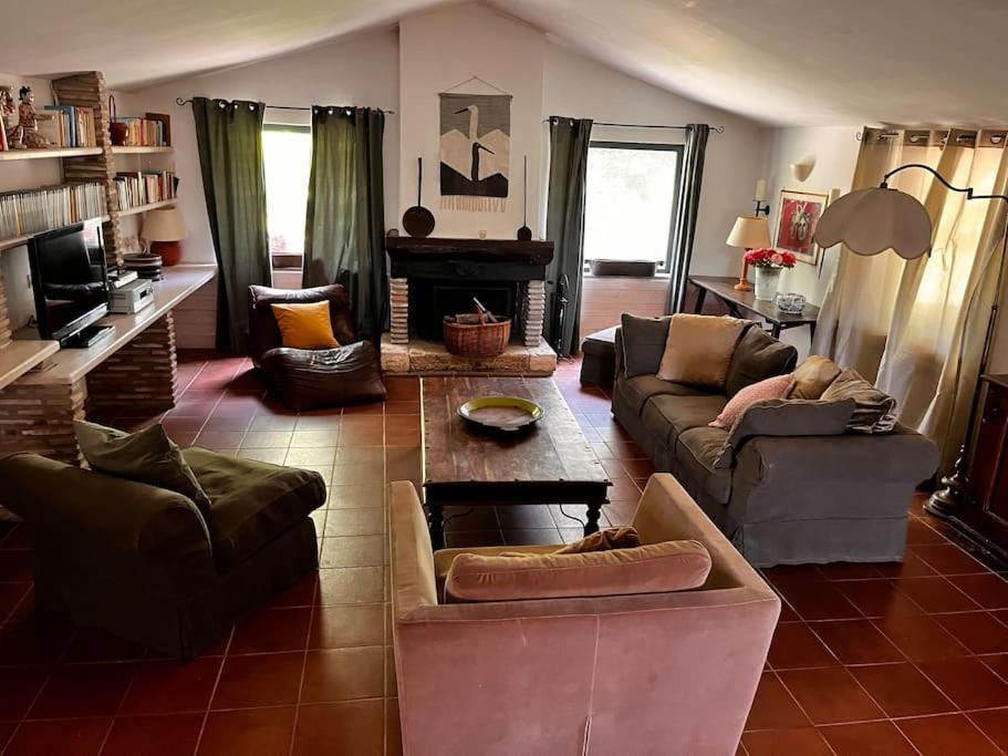 Four-Bedroom House photo 3