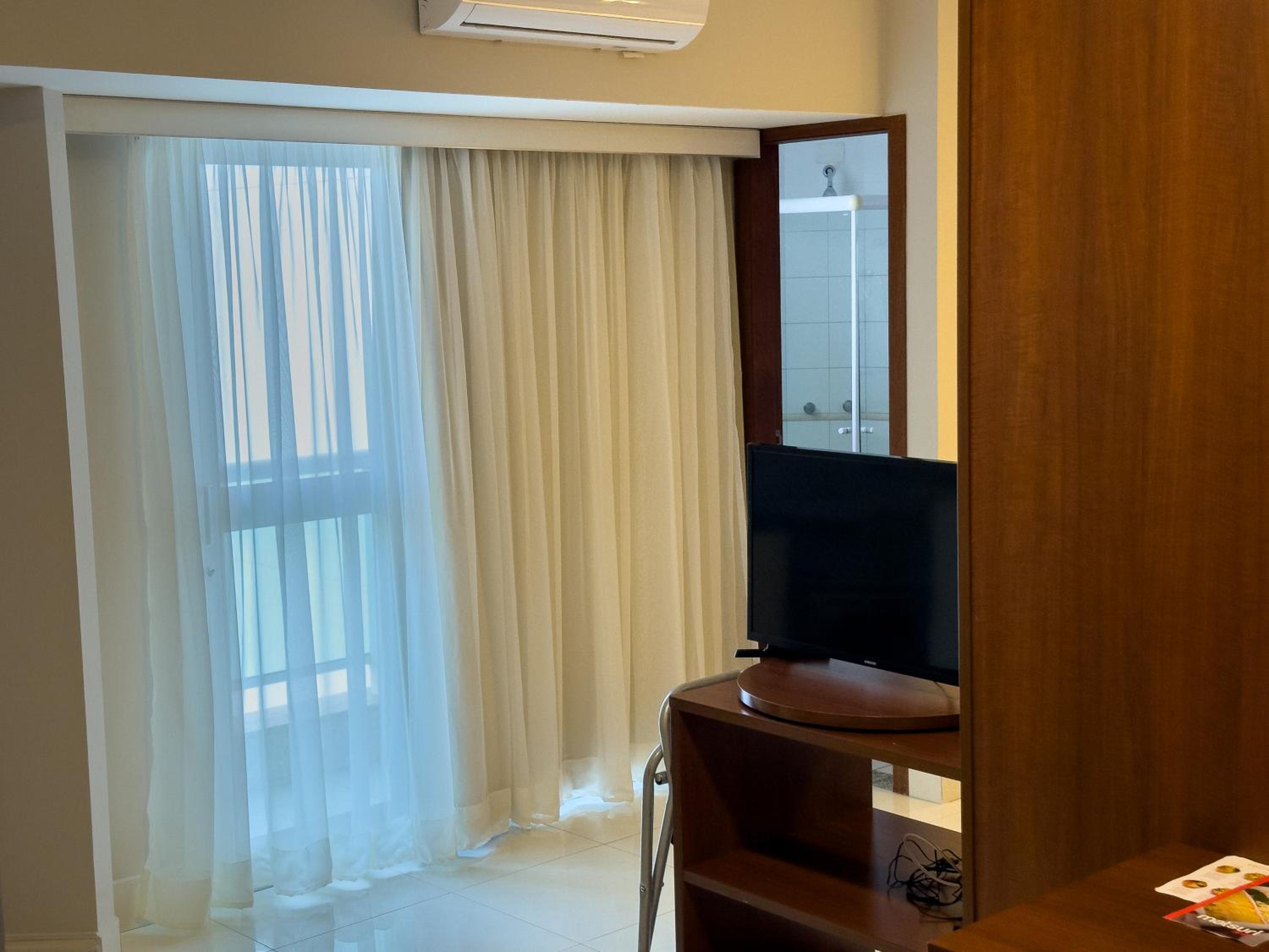 King Suite with Pool View photo 3