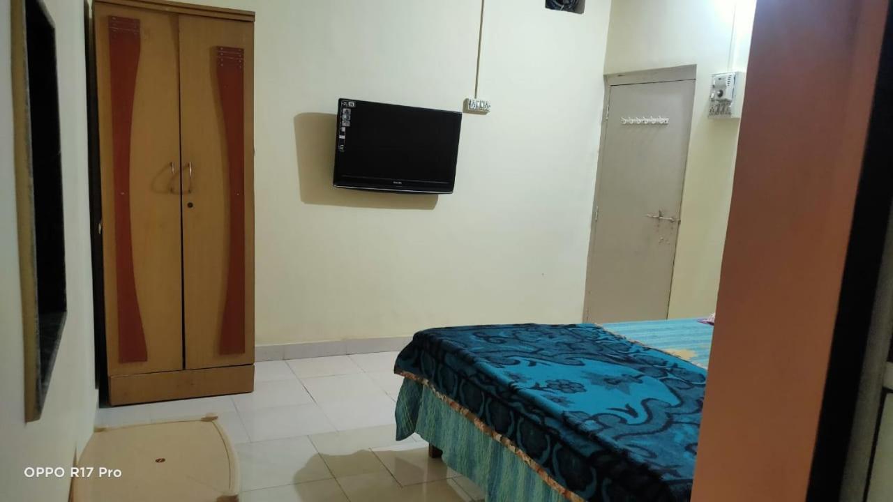 Double Room With Private Bathroom photo 3