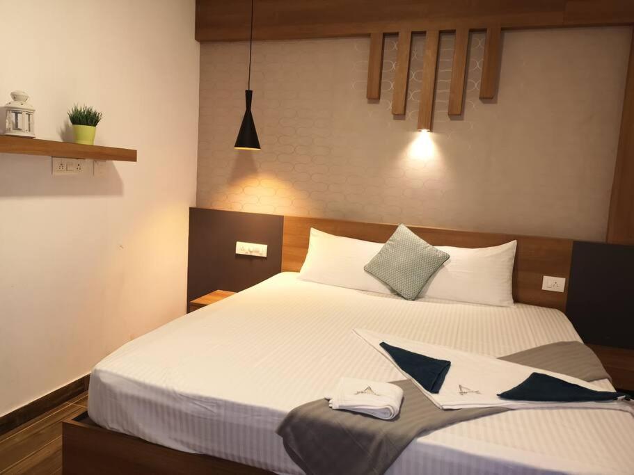 Three-Bedroom Chalet photo 1