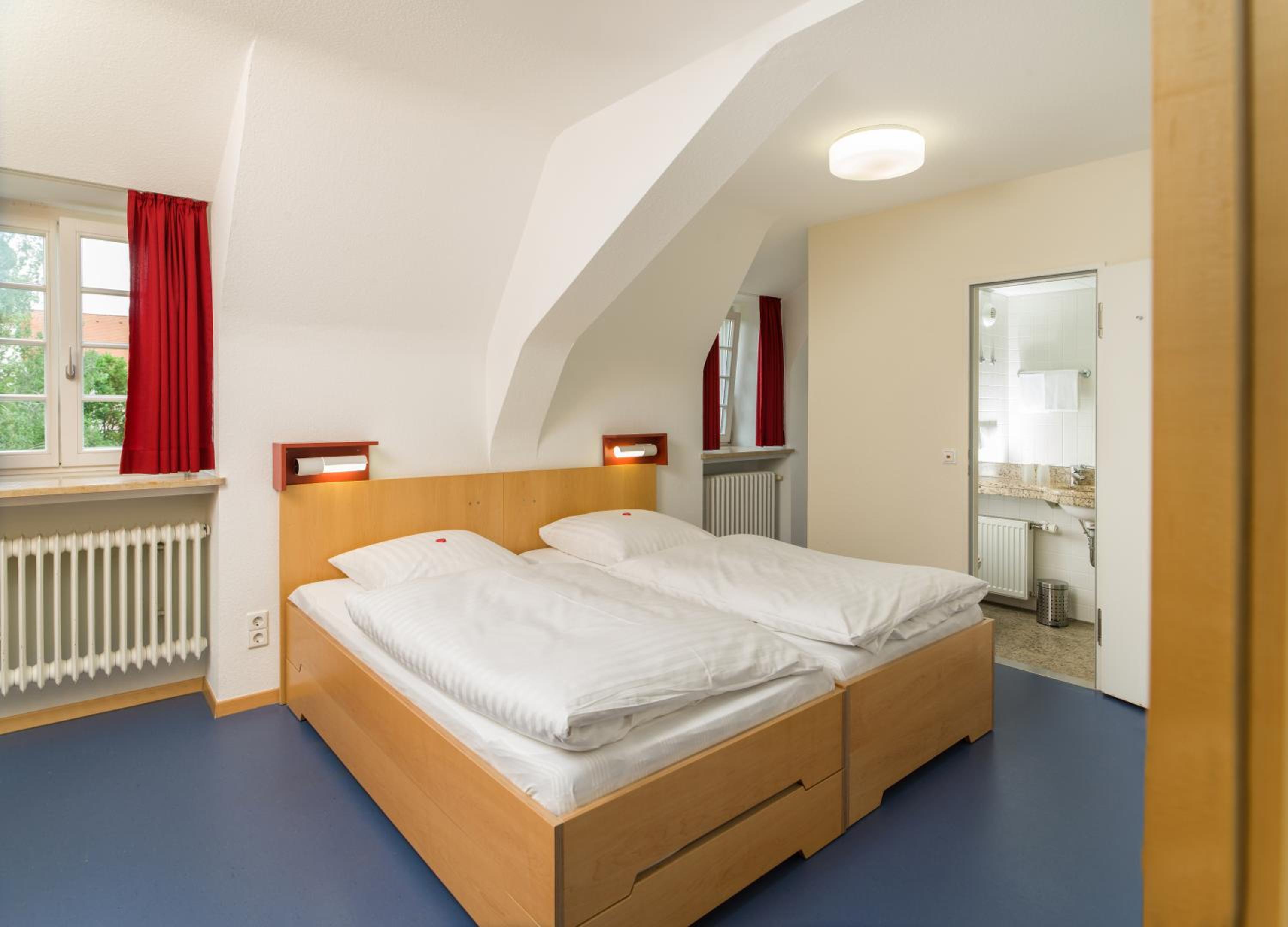 Double Room - Photo 2