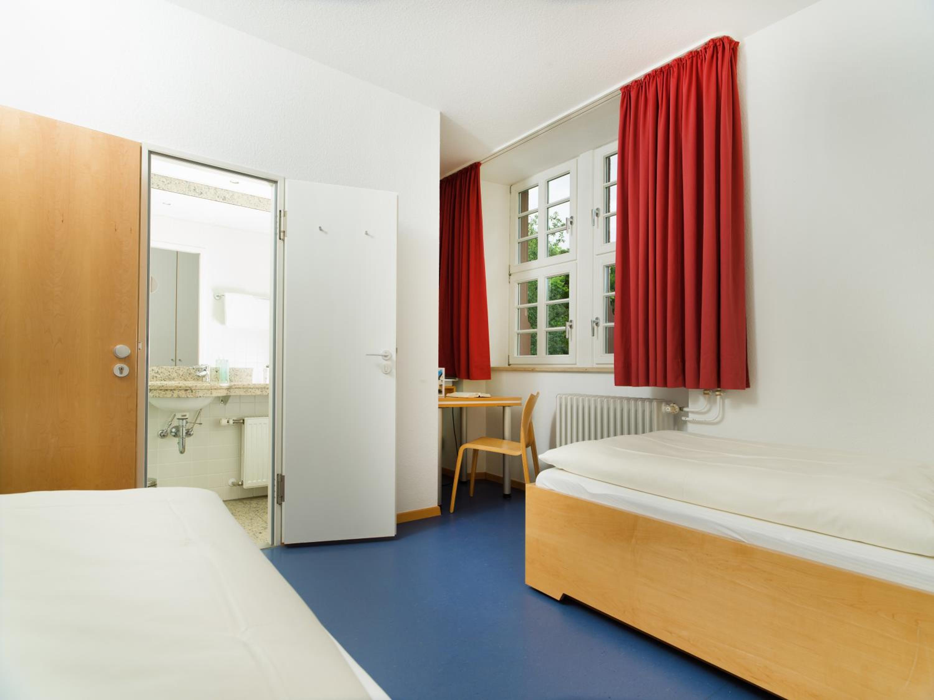 Double Room - Photo 4