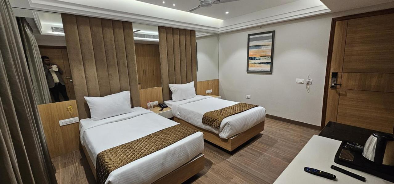 Deluxe Twin Room - Photo 3