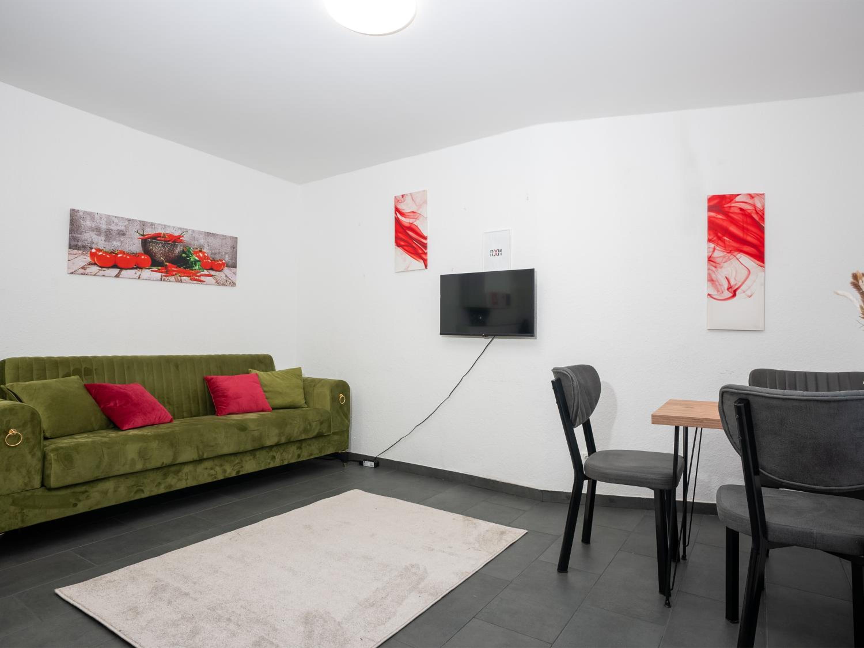 Apartment photo 1