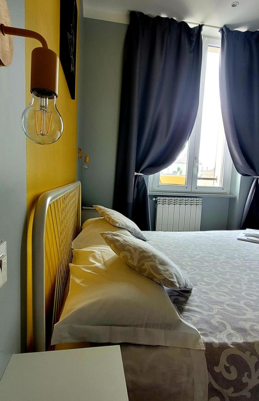 Double Room - Photo 3