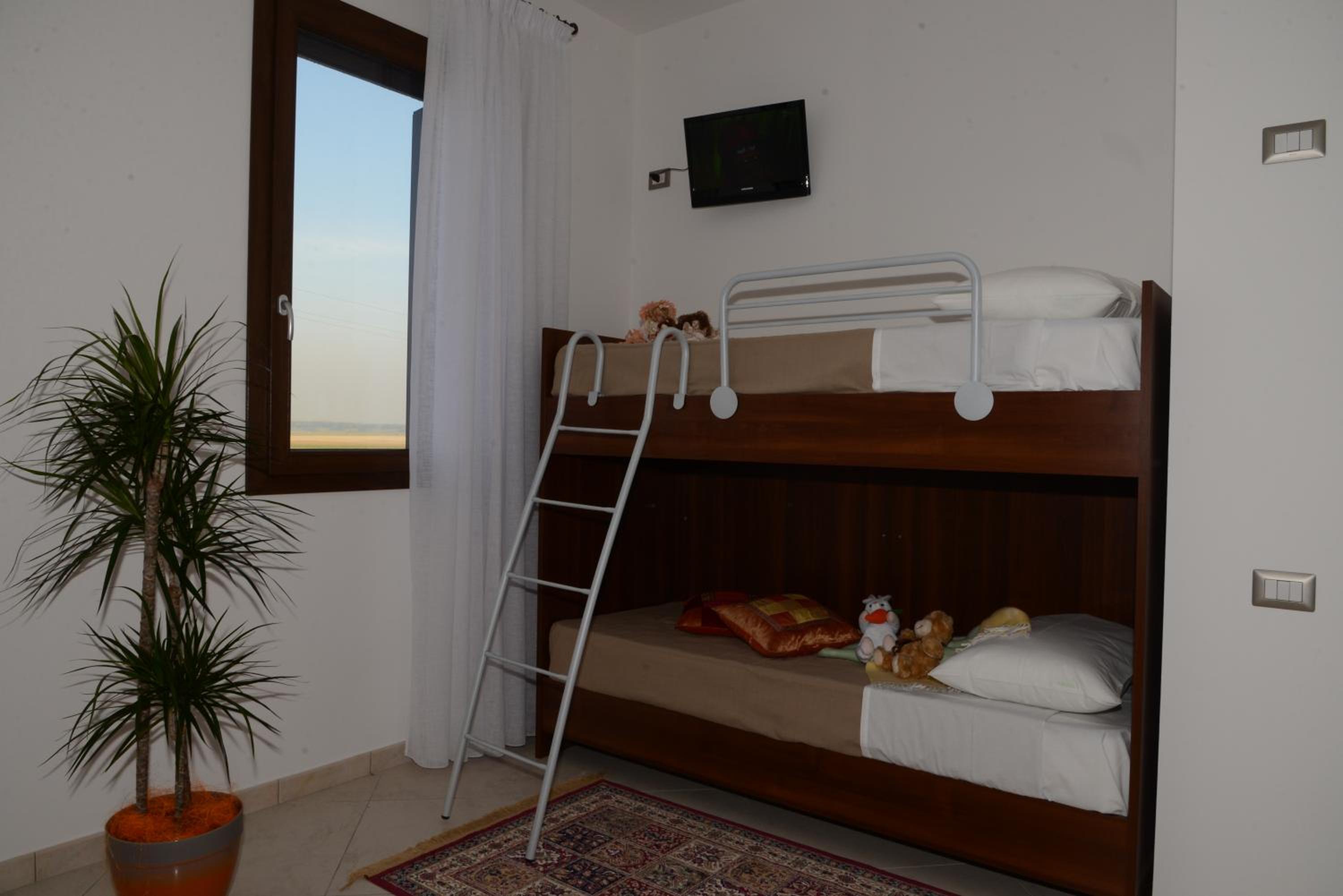 Triple Room with Private Bathroom