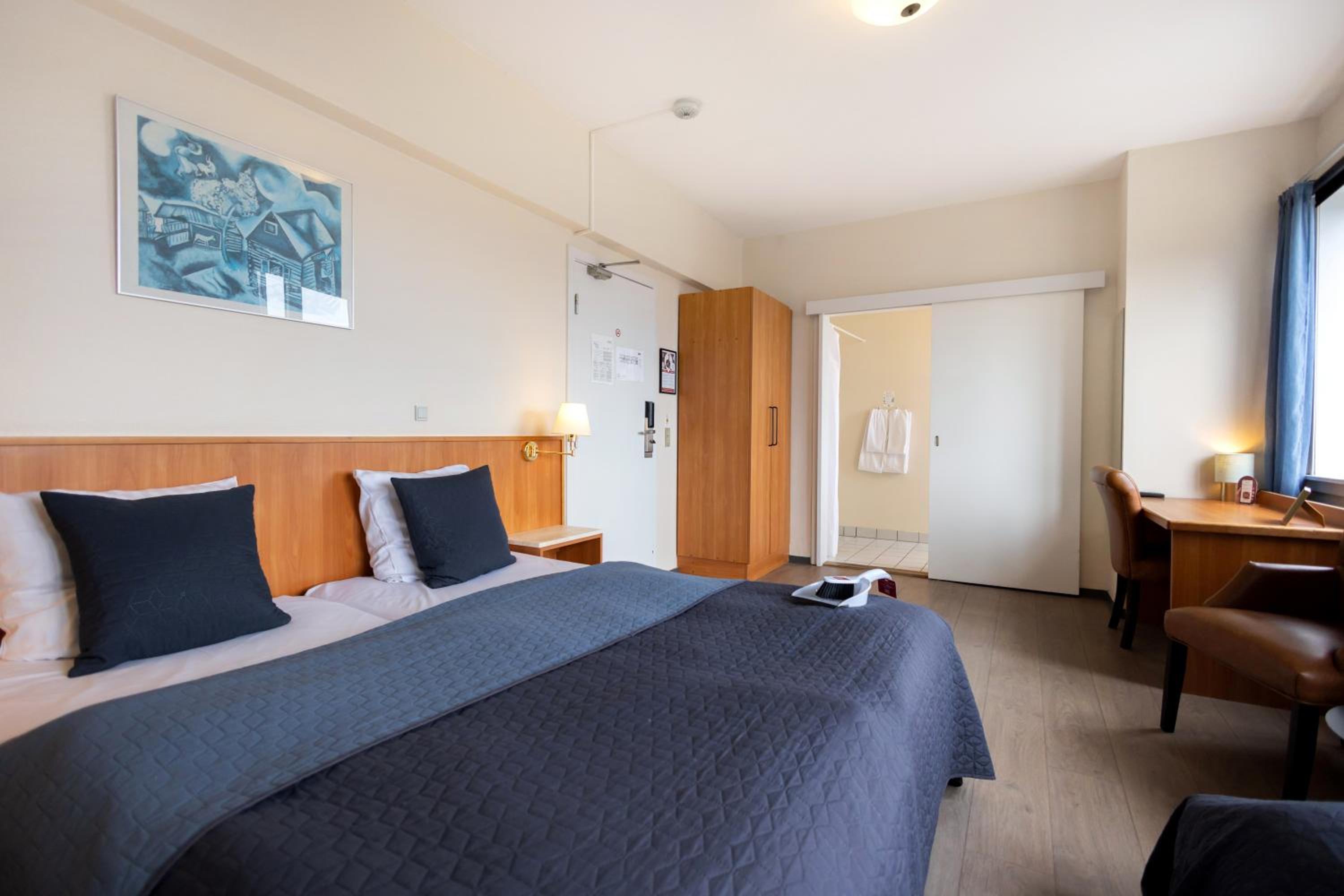 Business Double or Twin Room - Photo 3