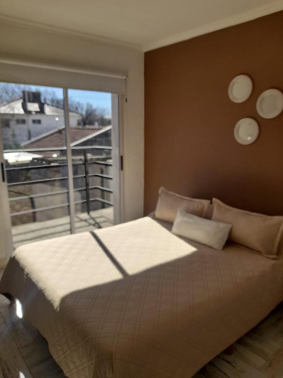 One-Bedroom Apartment photo 3