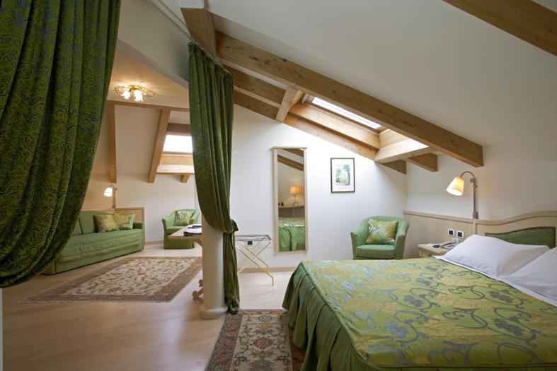 Luxury Quadruple Room & Spa