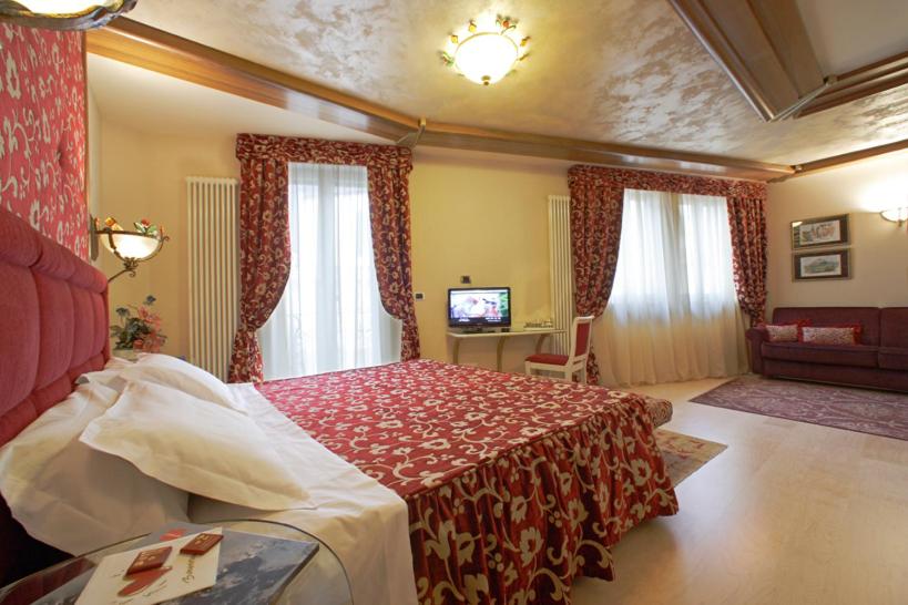 Junior Suite & Spa