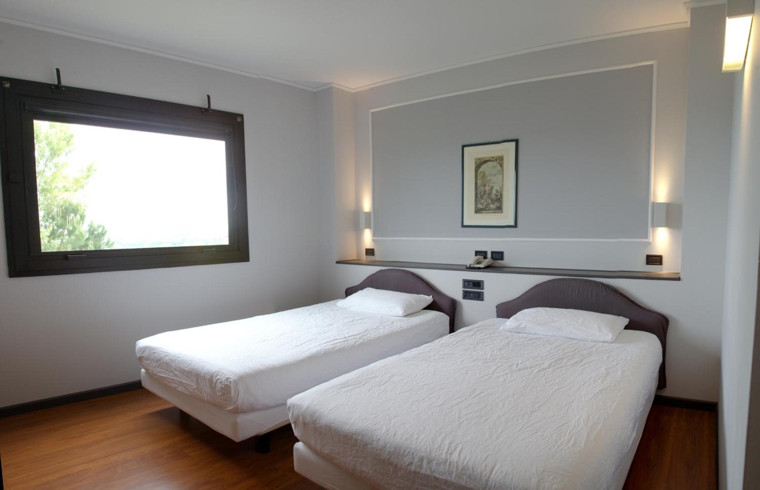 Comfort Twin Room - Photo 6