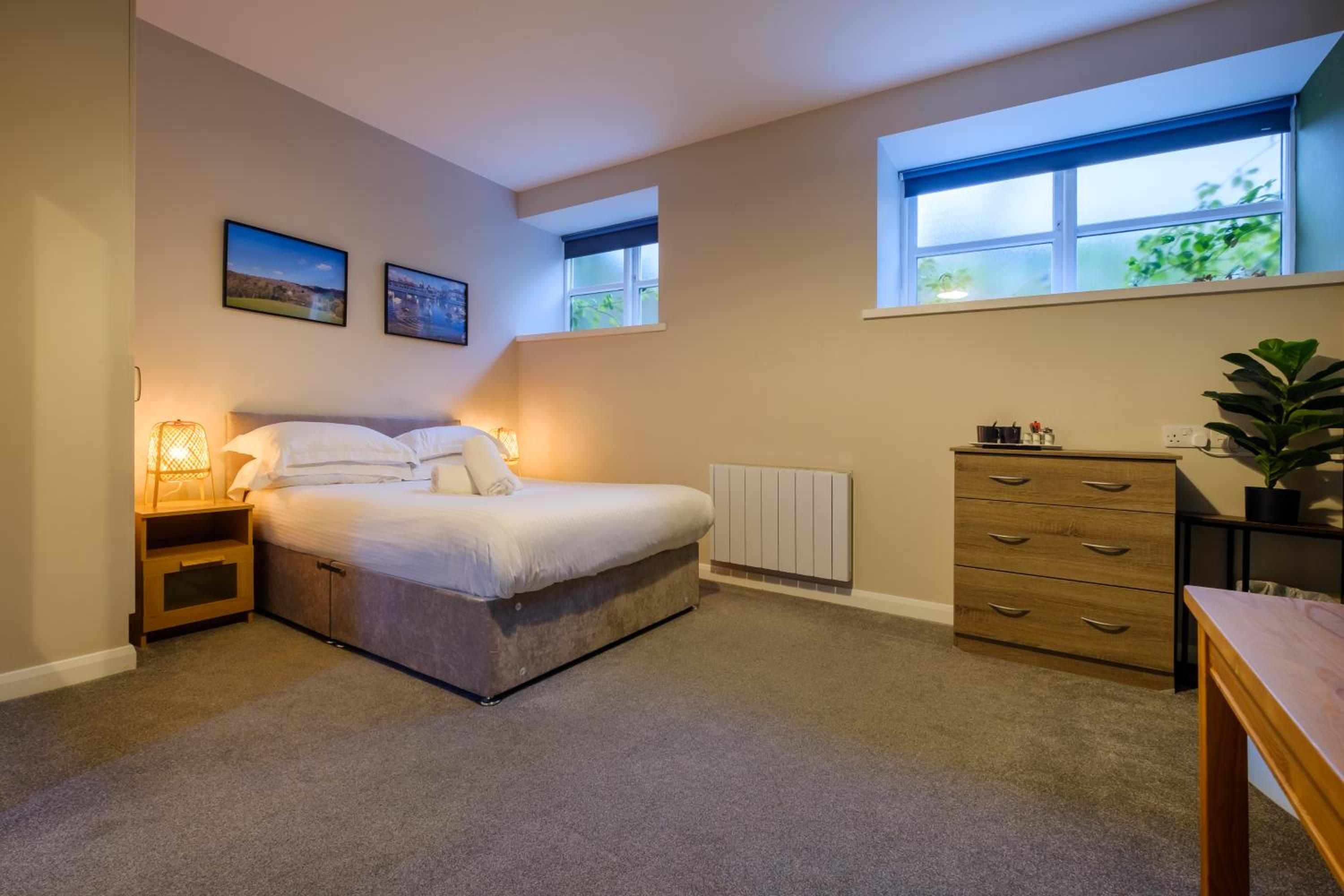 Double Room with Private Bathroom - Photo 3