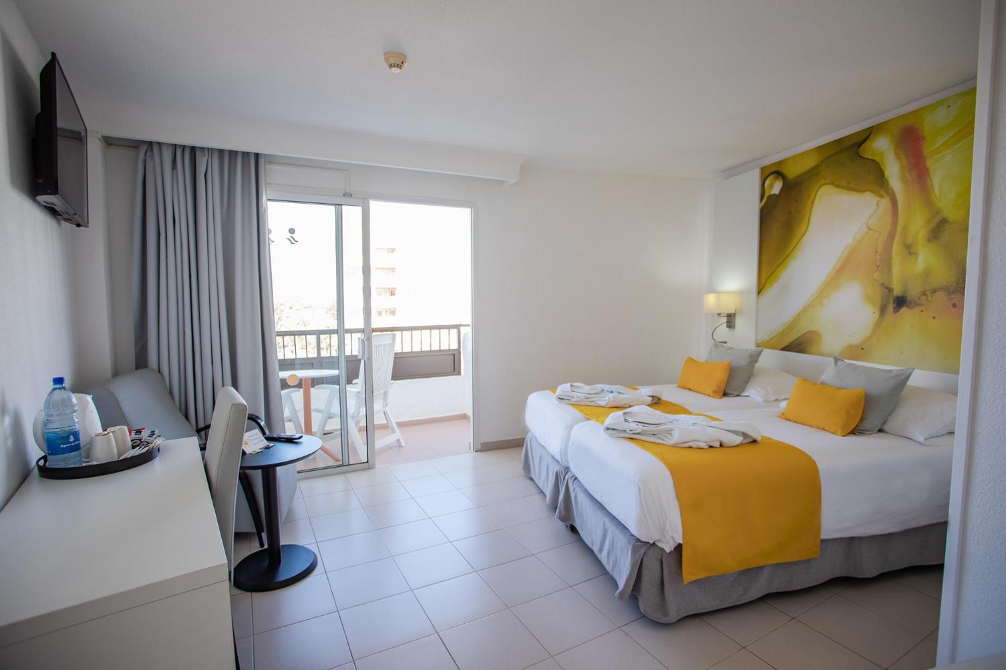 Superior Double Room with Balcony (2 Adults)