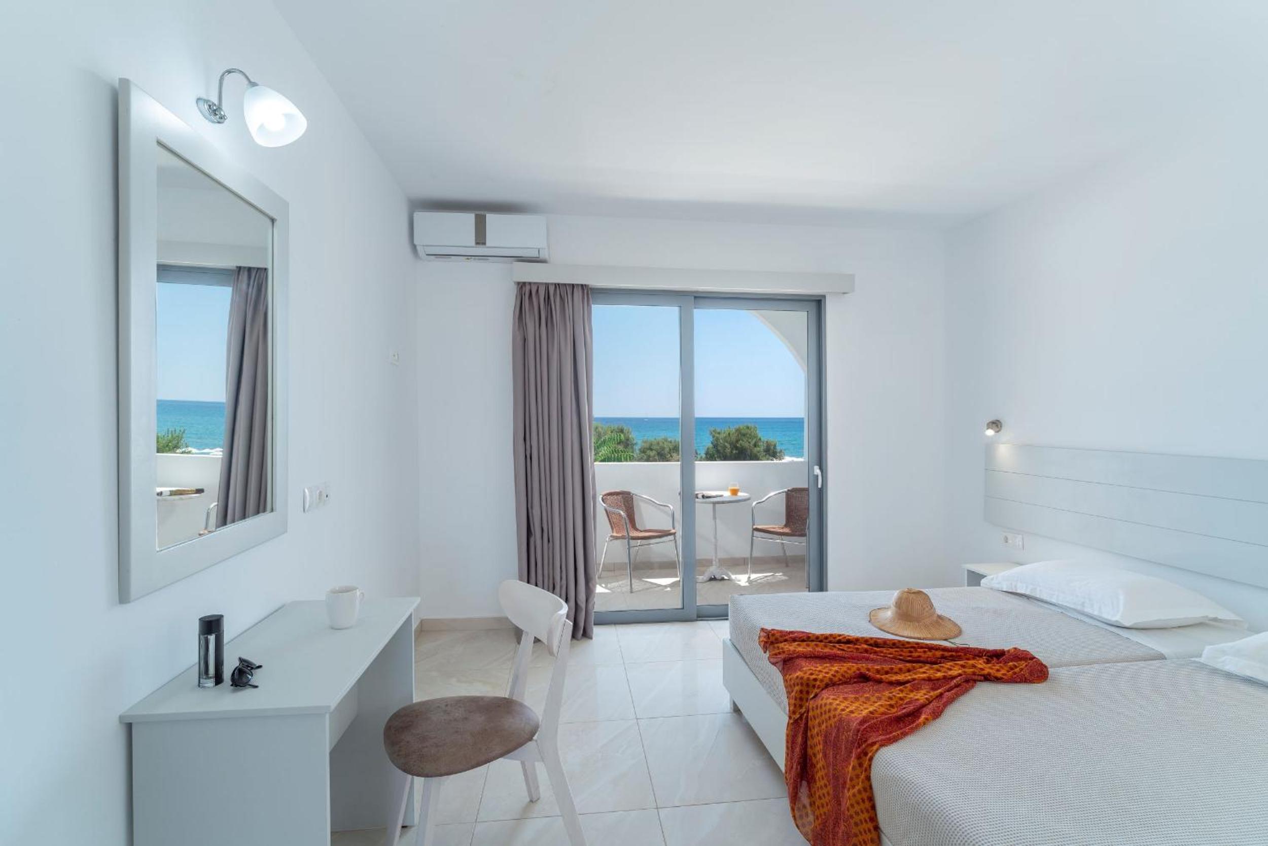 Standard Double Or Twin Room With Sea View