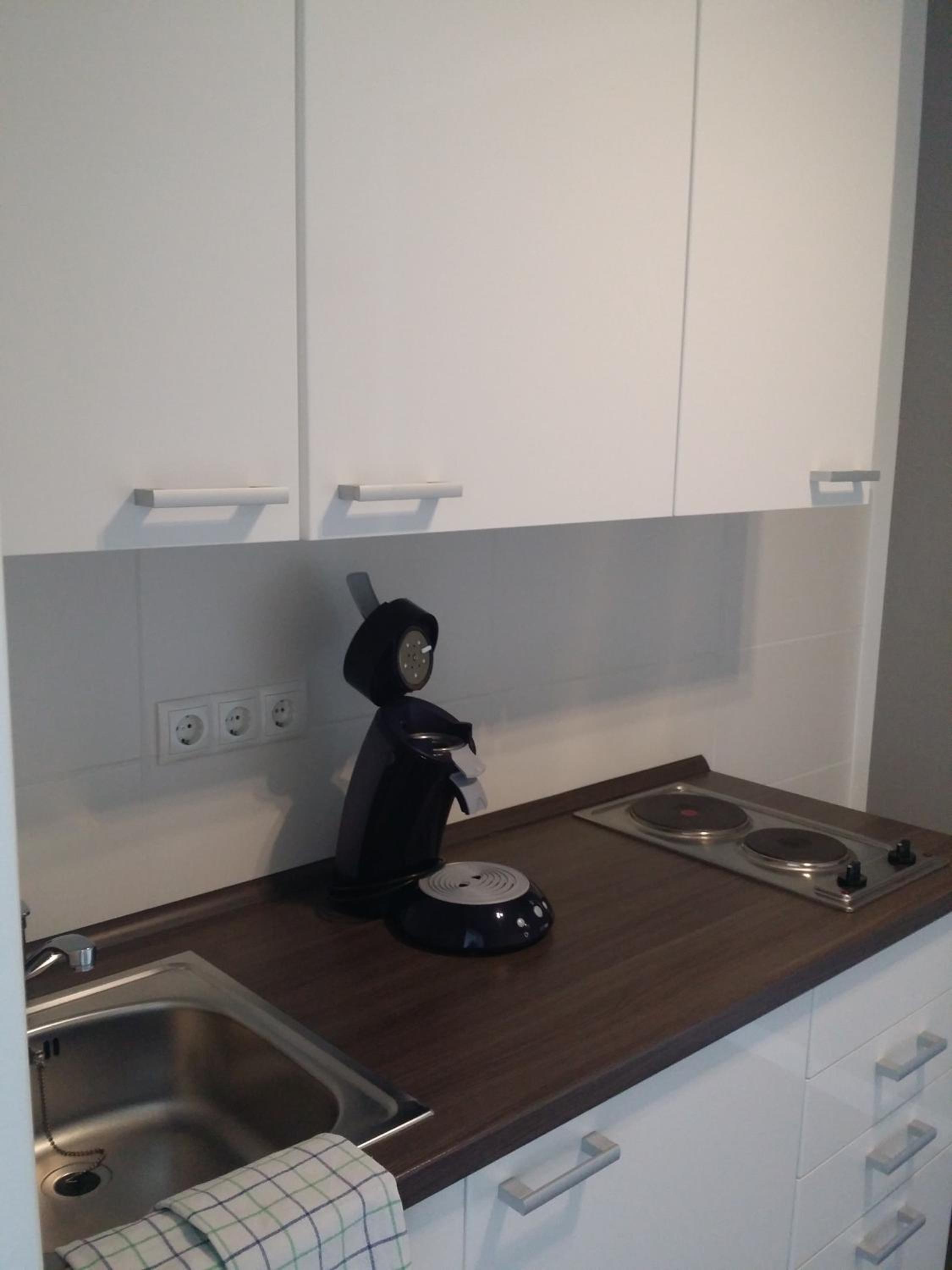 Studio Apartment (3 Adults) - Photo 15
