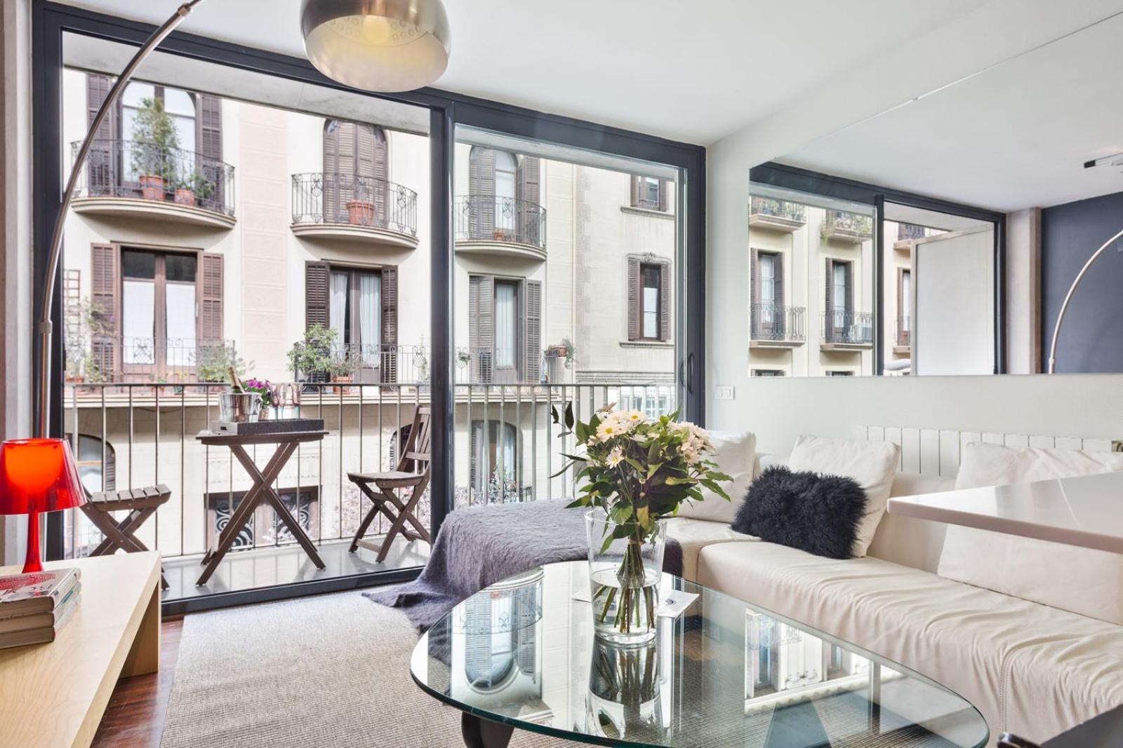 Apartamento con Balcón