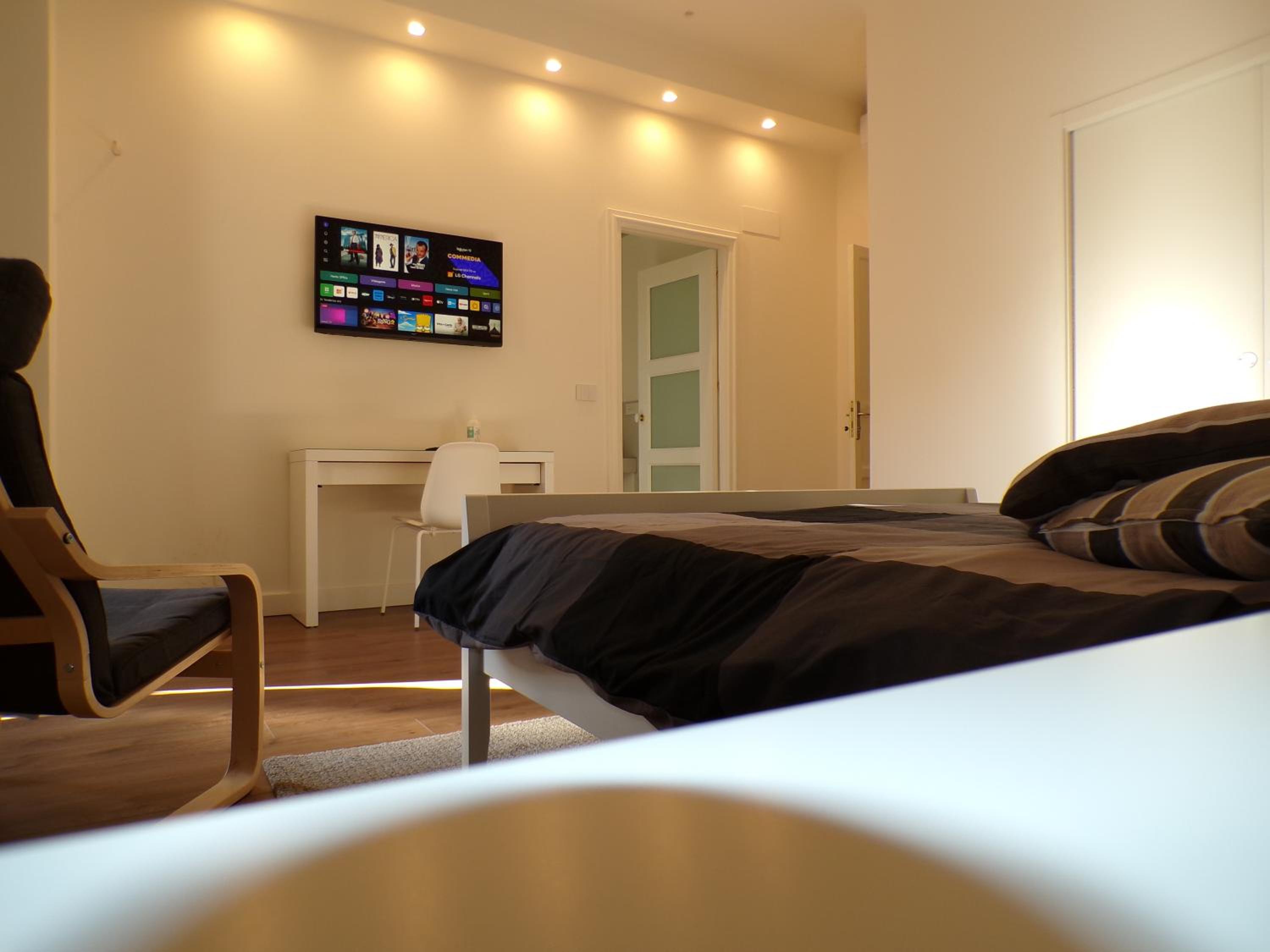 Double Room With Private Bathroom photo 1
