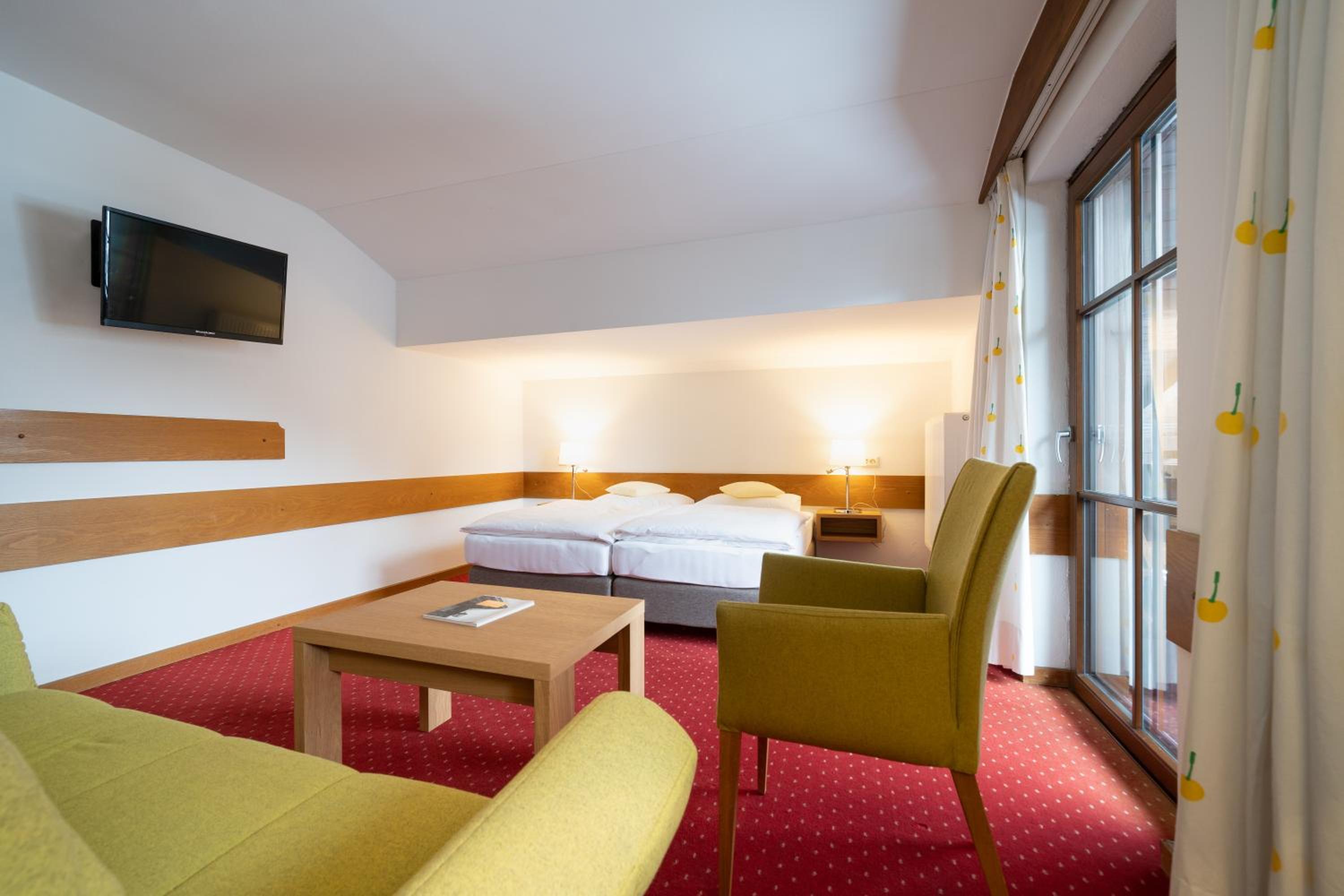 Double Room - Photo 8