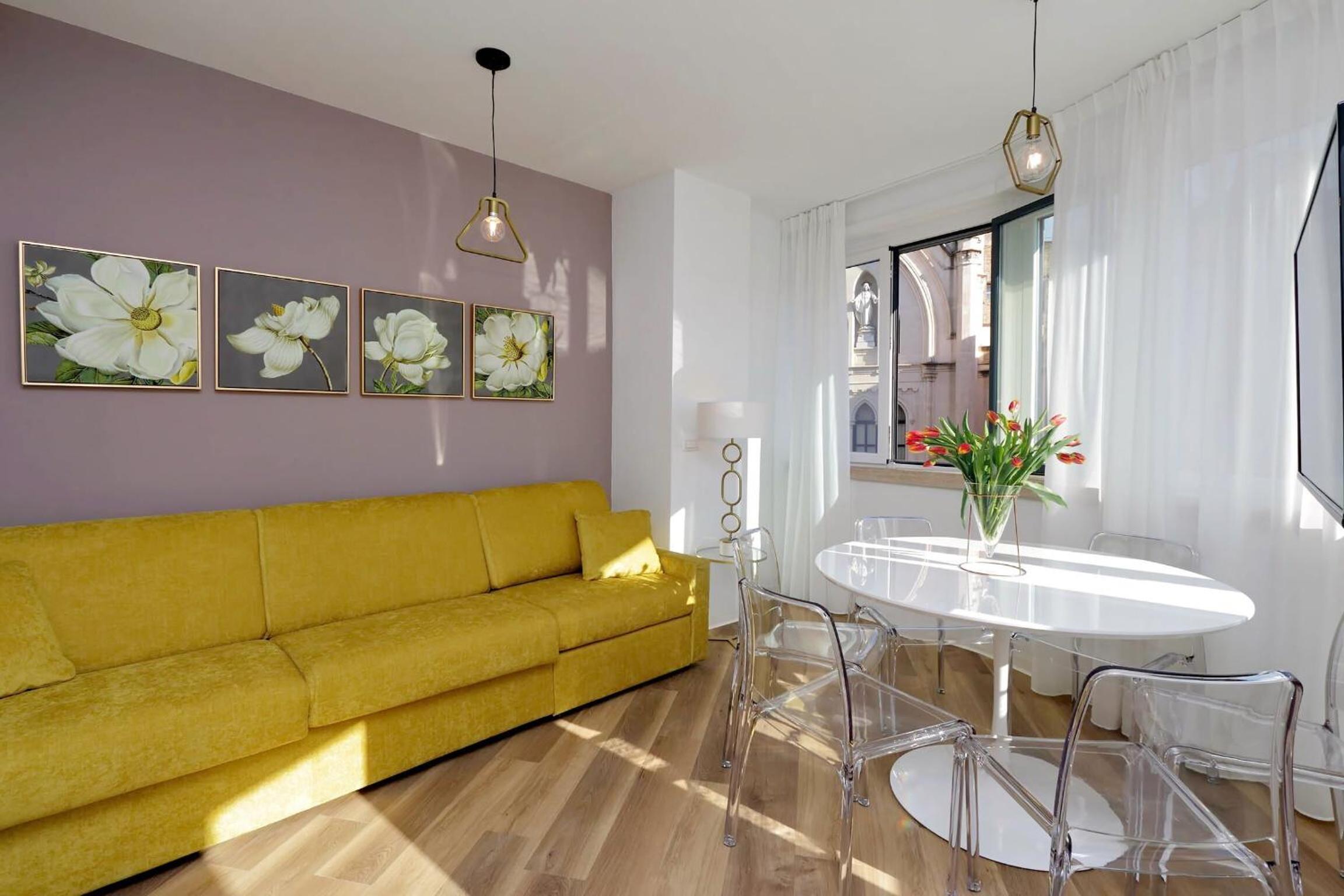 Apartment 36
