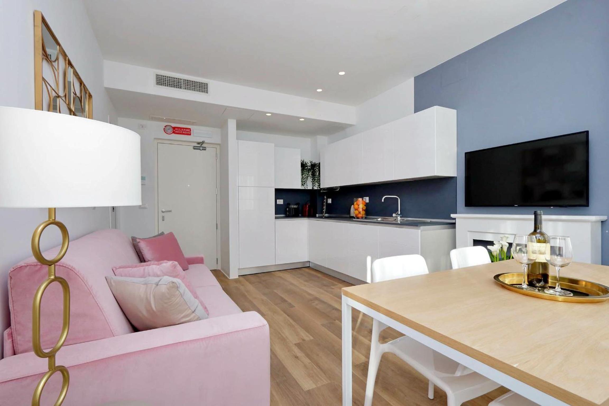 Apartment 25 photo 2