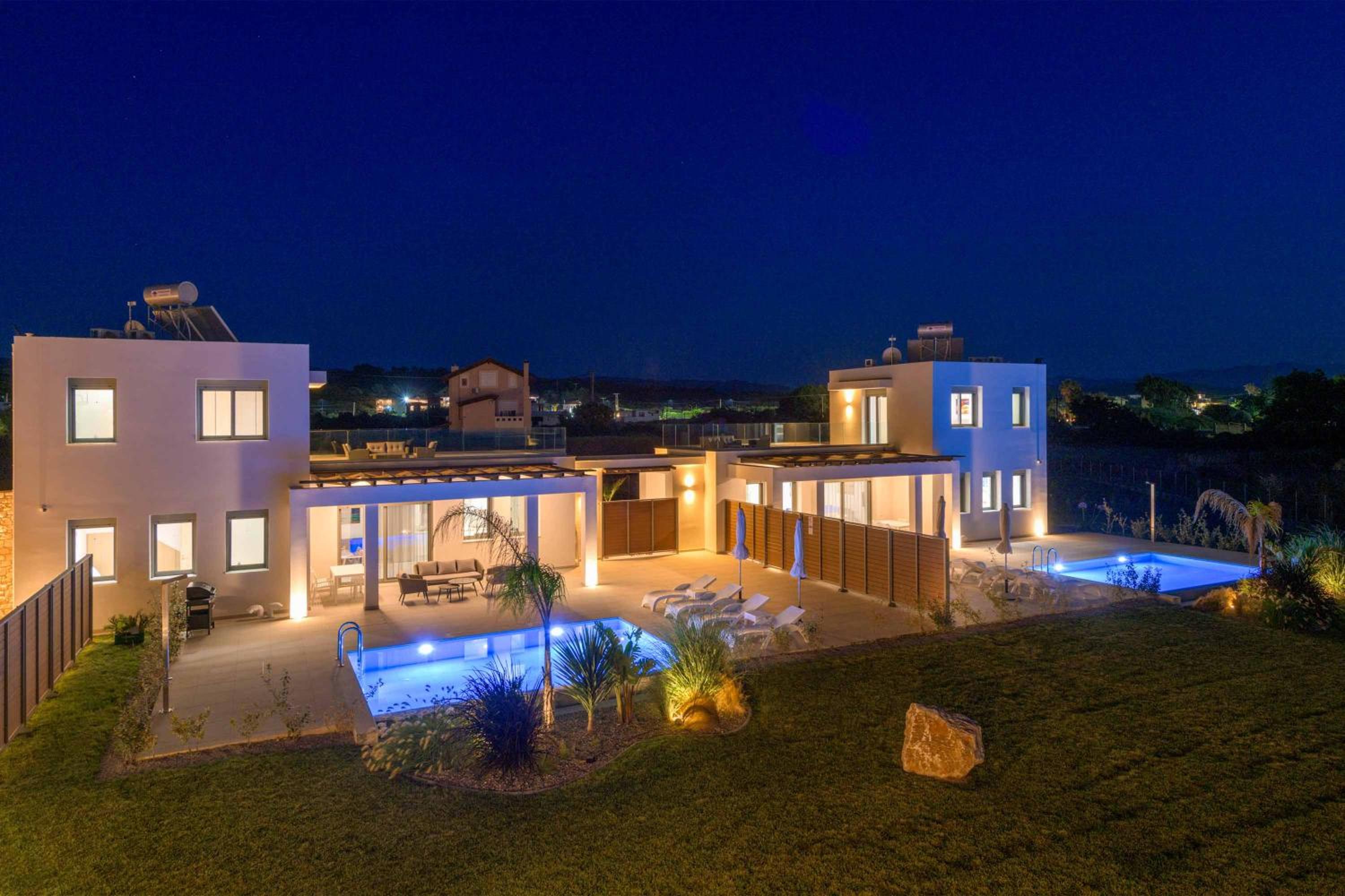 Villa photo 3