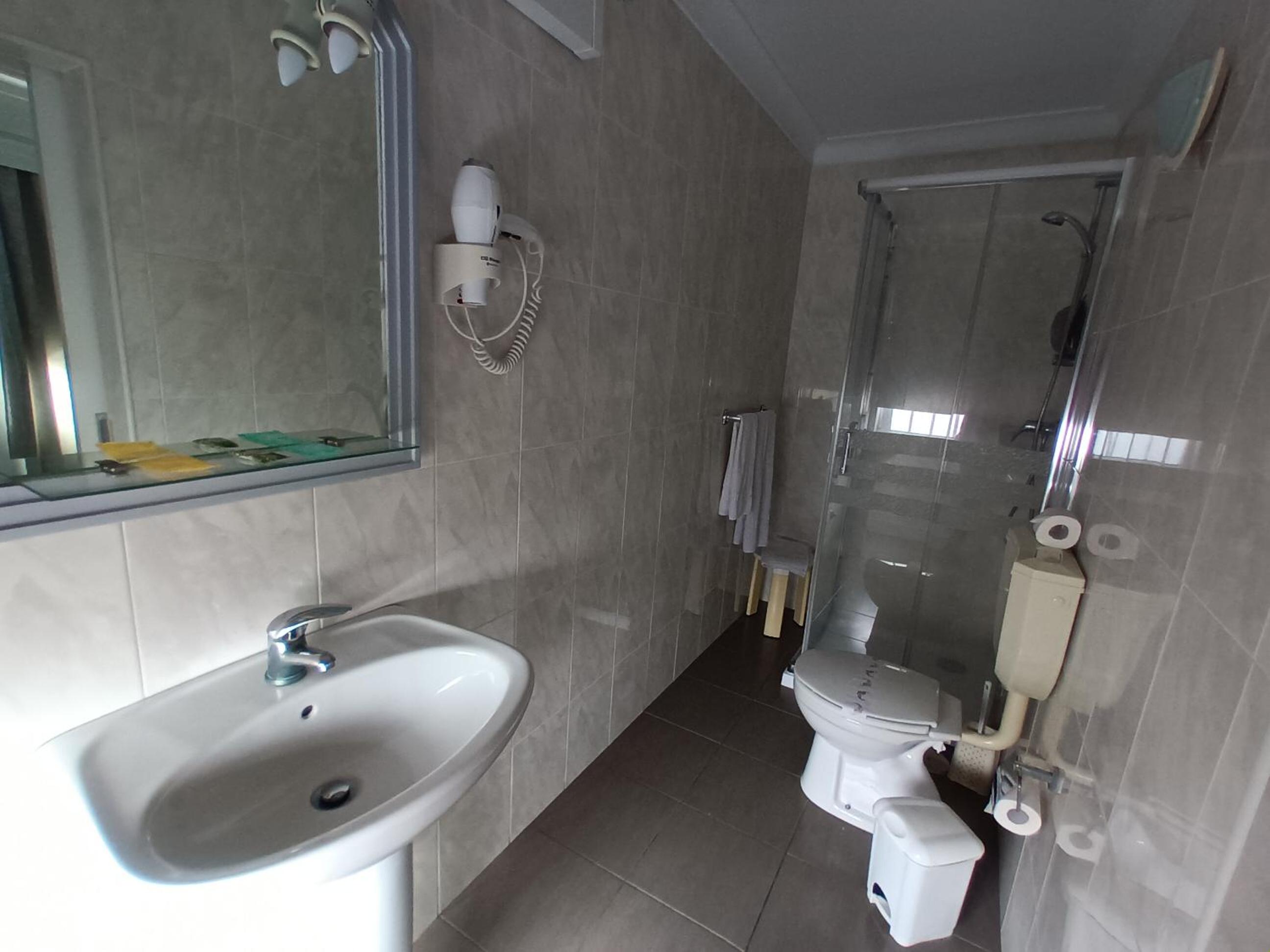 Single Room photo 3