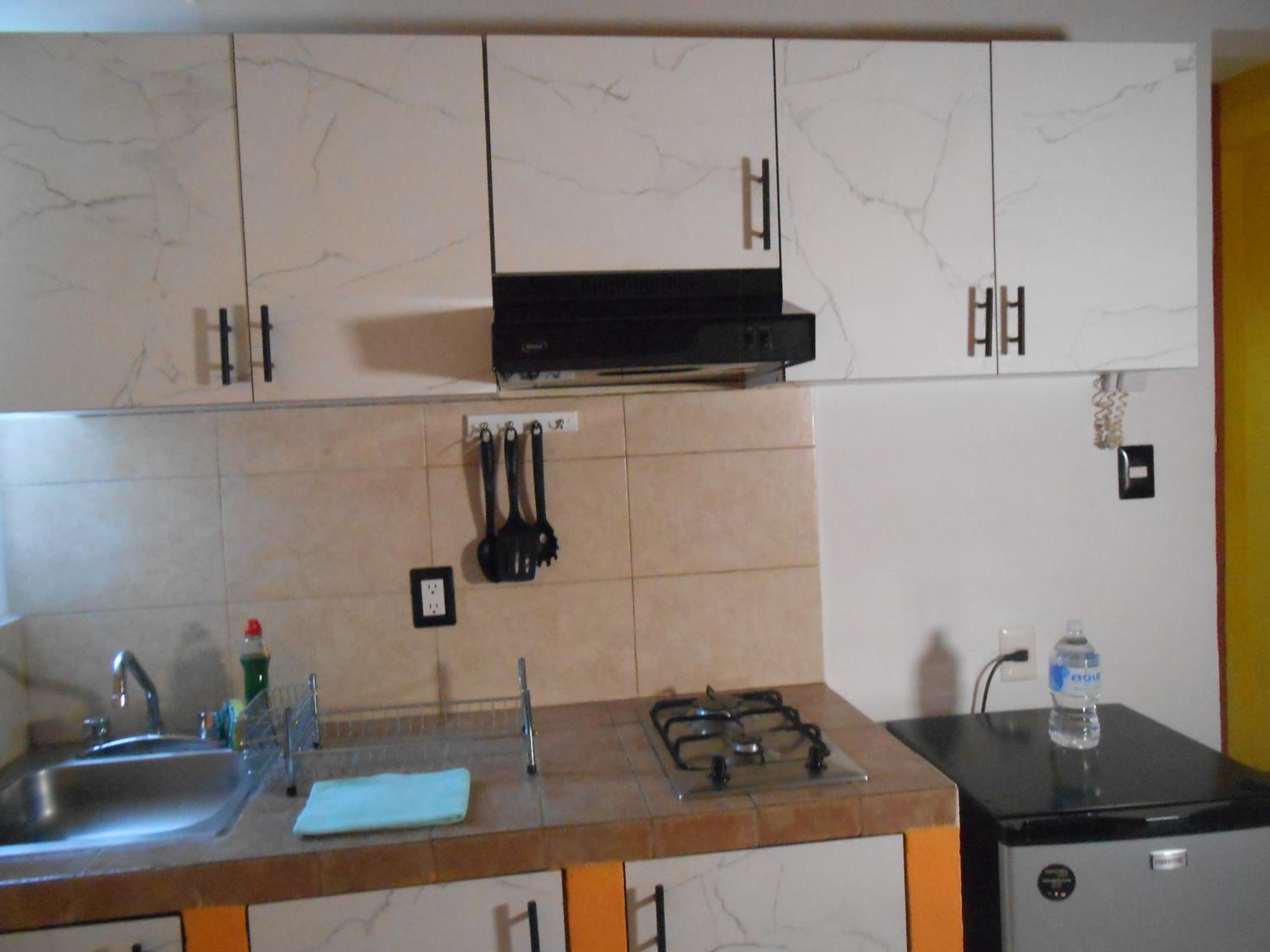 Double Room with Private Bathroom - Photo 8