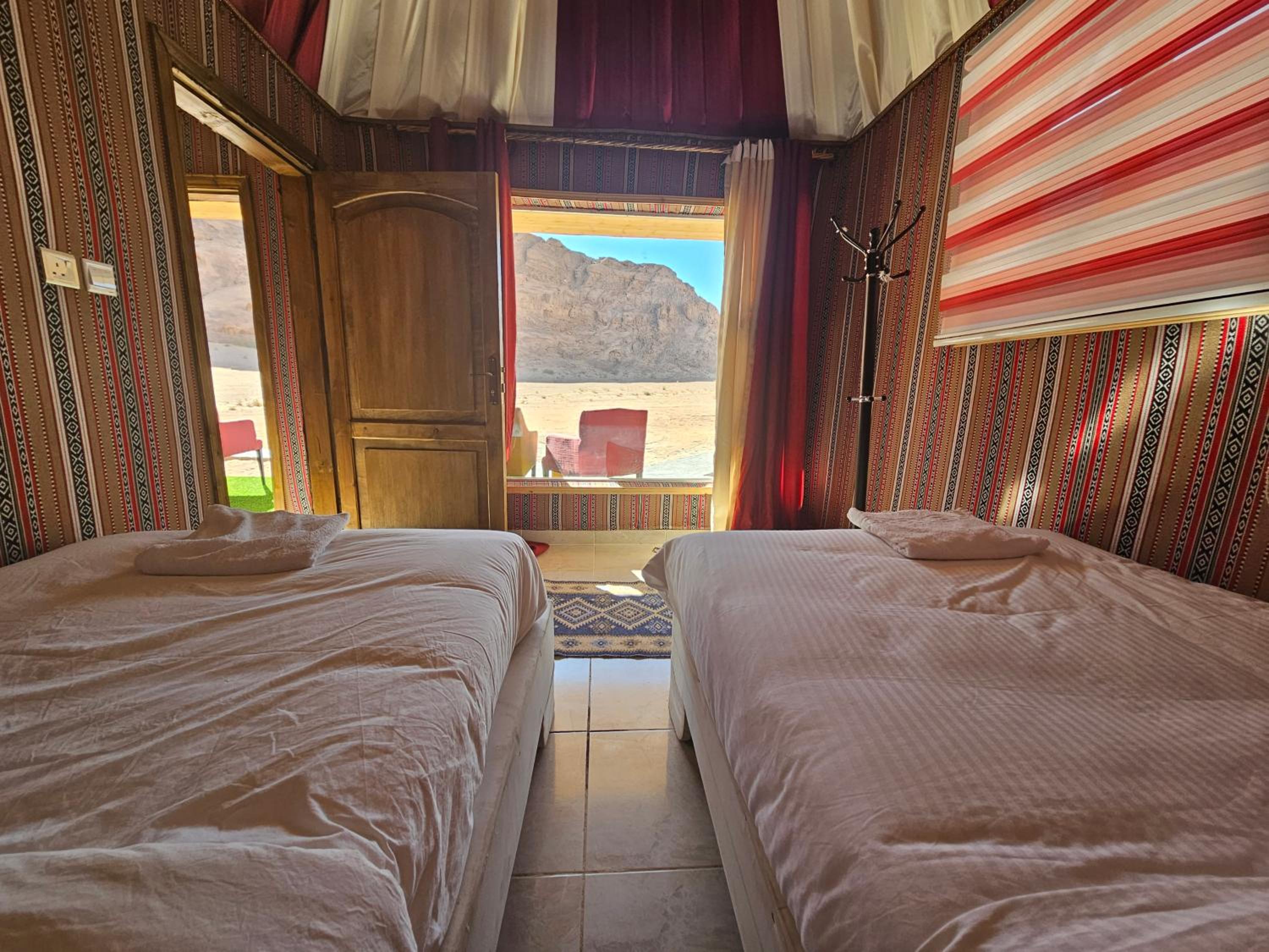 Deluxe Family Suite photo 1