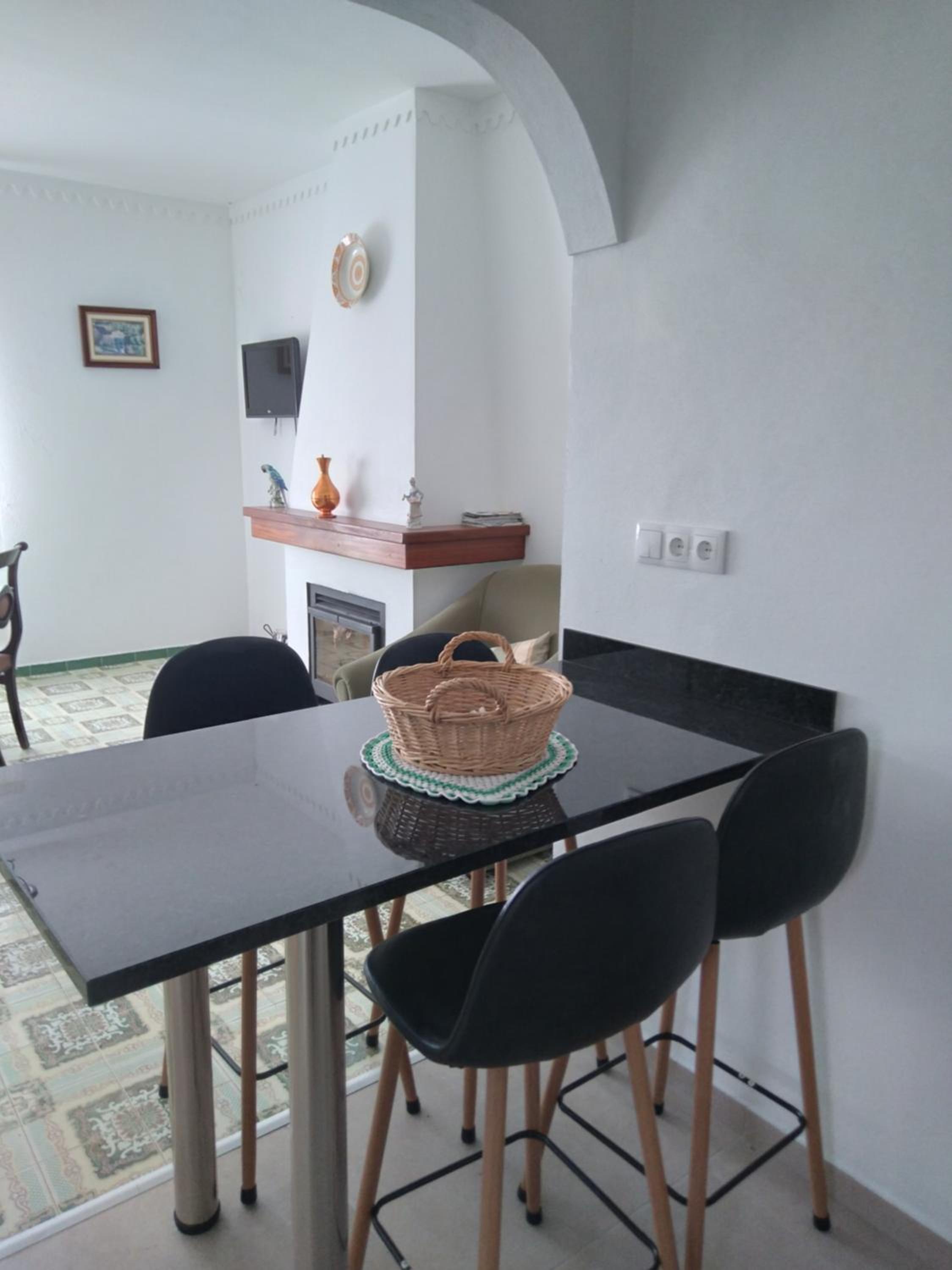 Two-Bedroom House - Photo 36