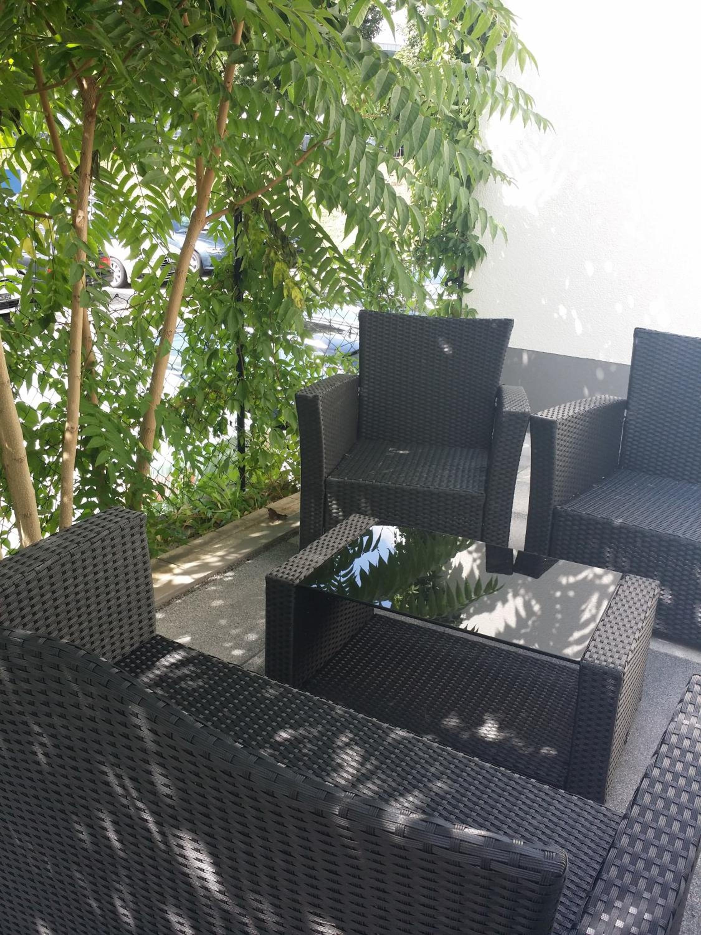 Apartment with Terrace - Photo 9